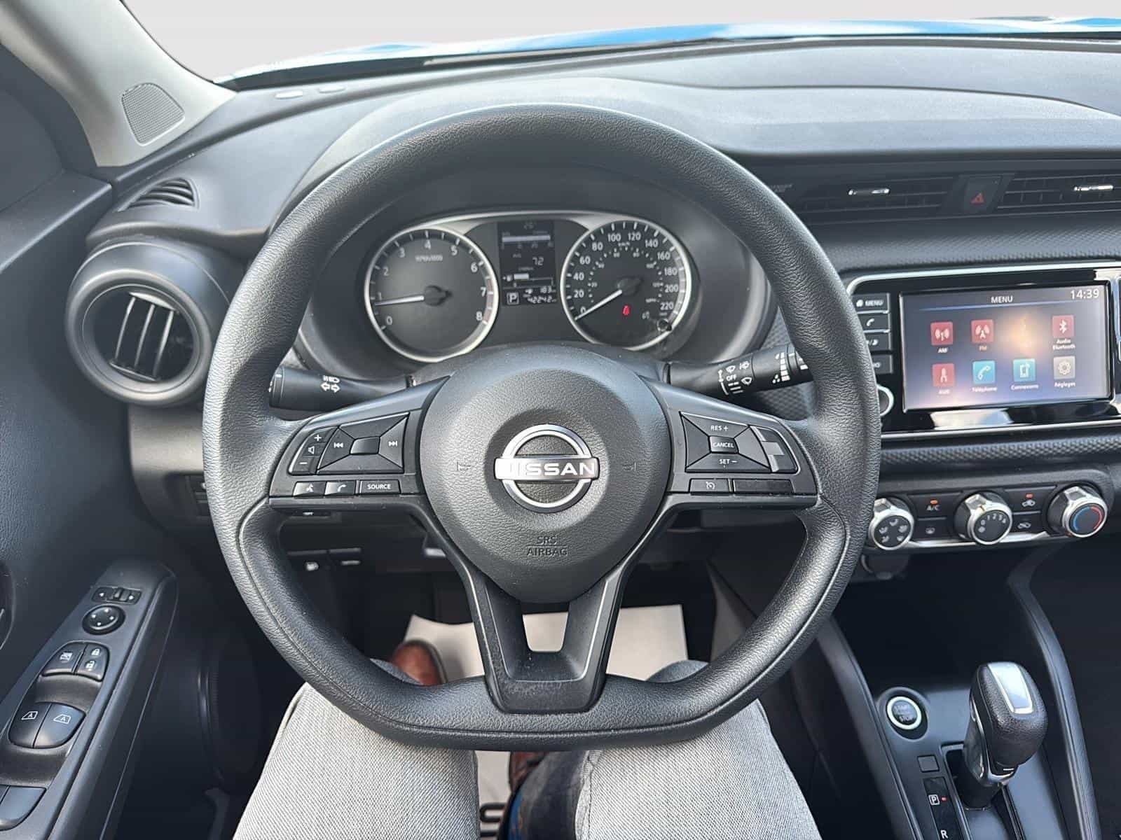 Image 10 Nissan Kicks S 2024