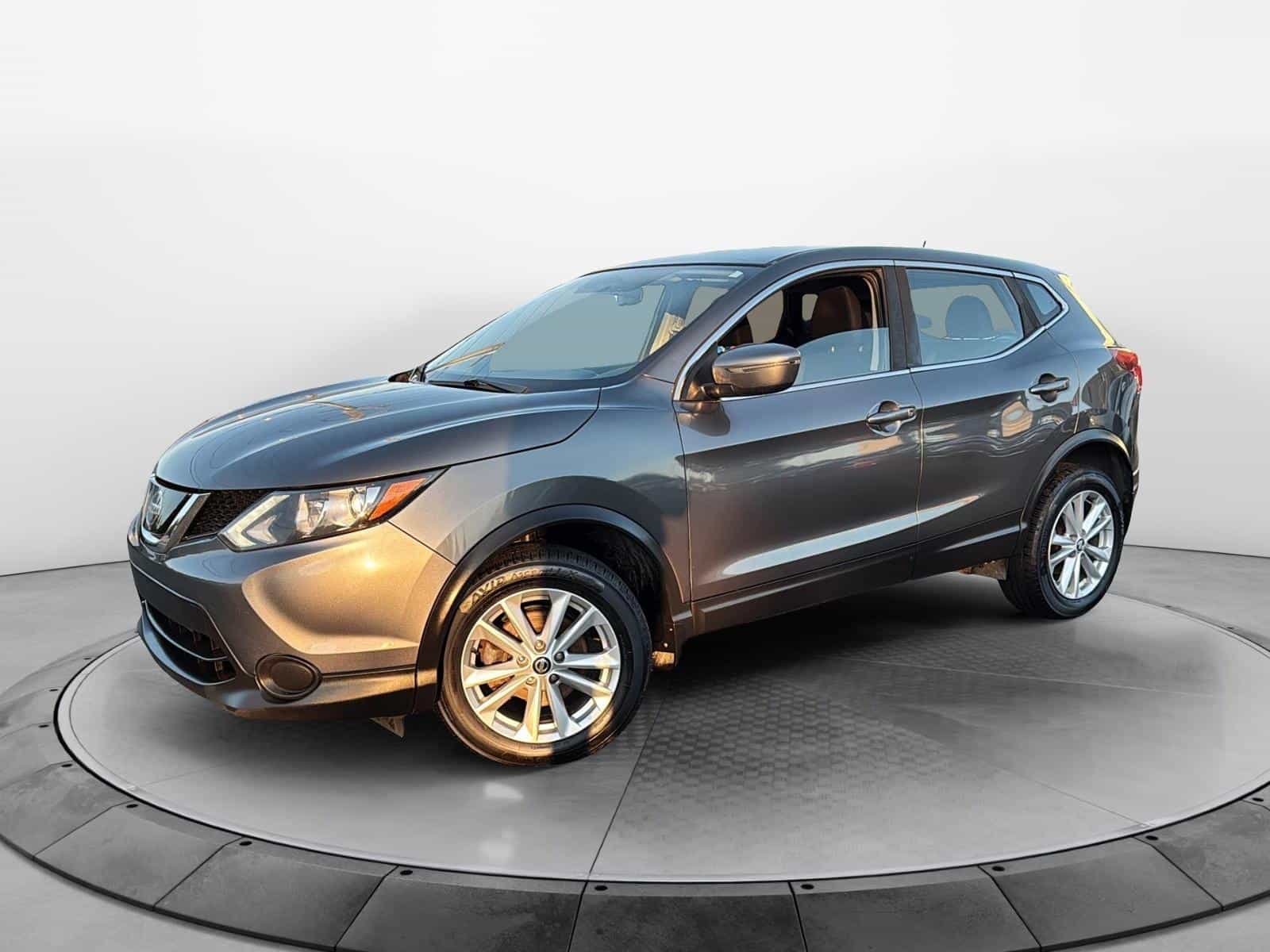 Image 1 Nissan Qashqai S 2019