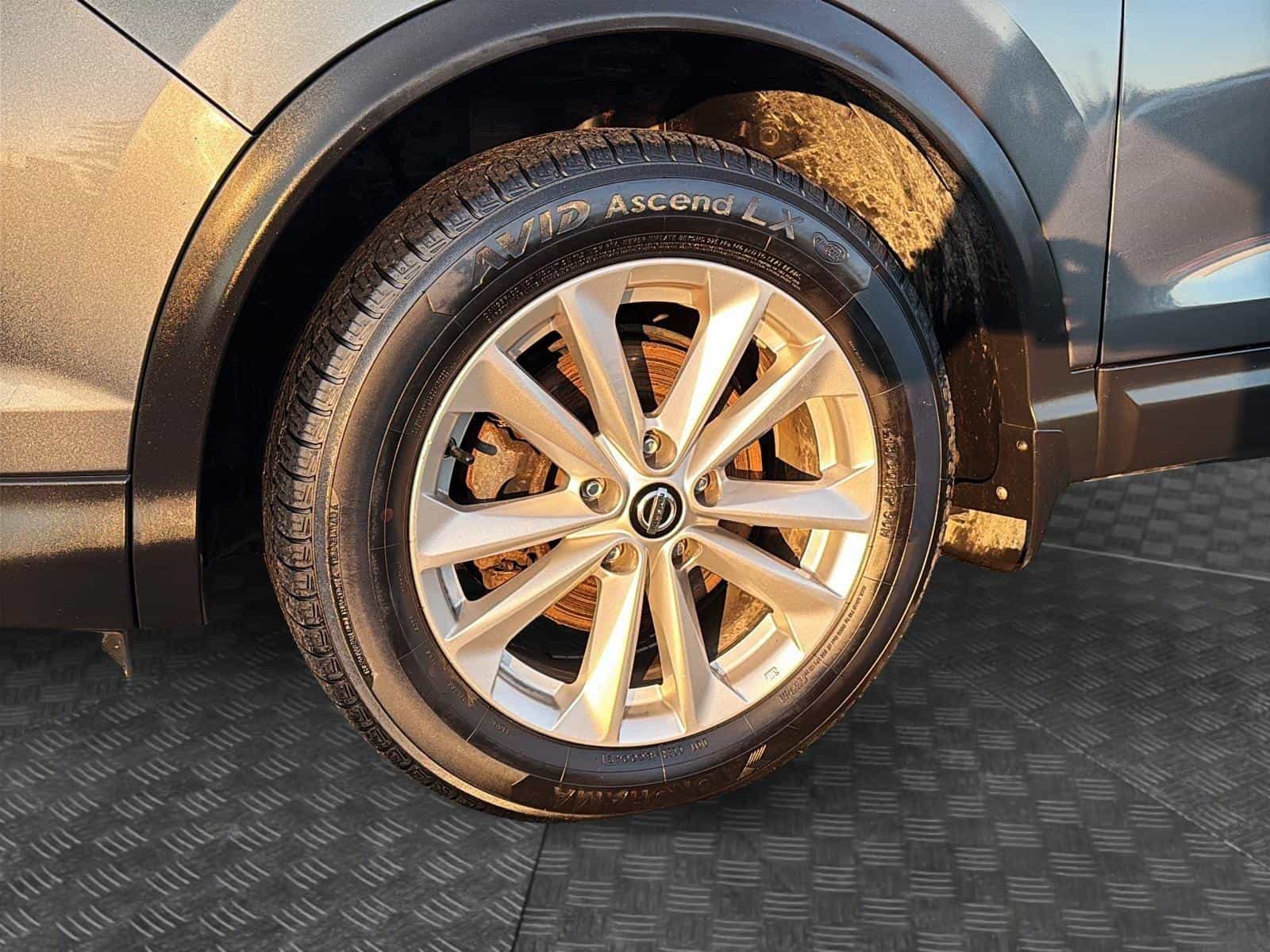 Image 10 Nissan Qashqai S 2019