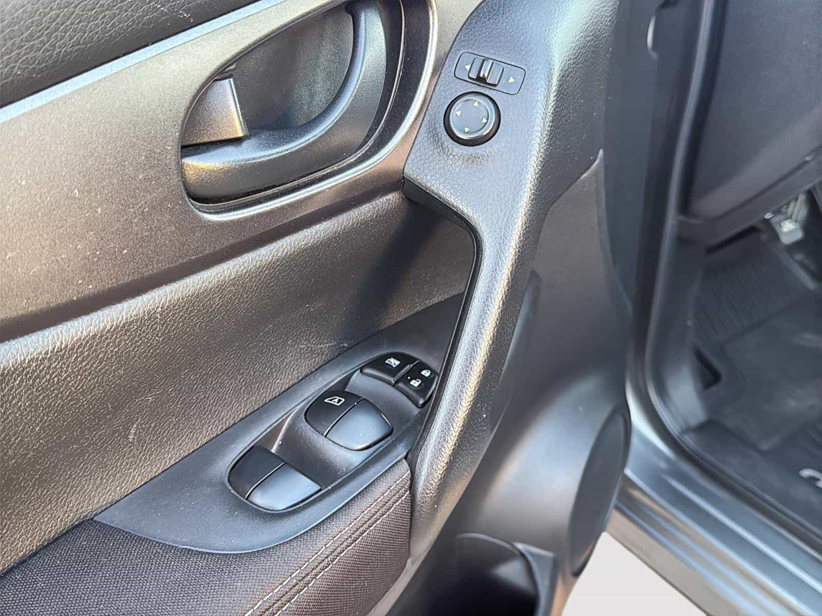 Image 11 Nissan Qashqai S 2019