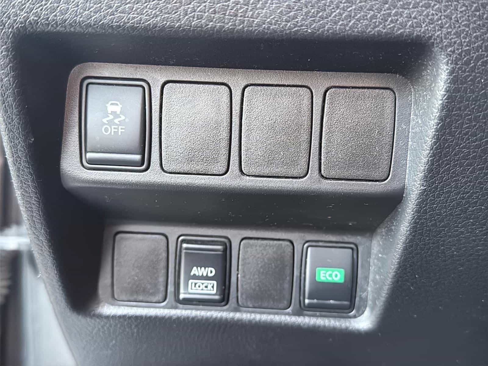 Image 14 Nissan Qashqai S 2019