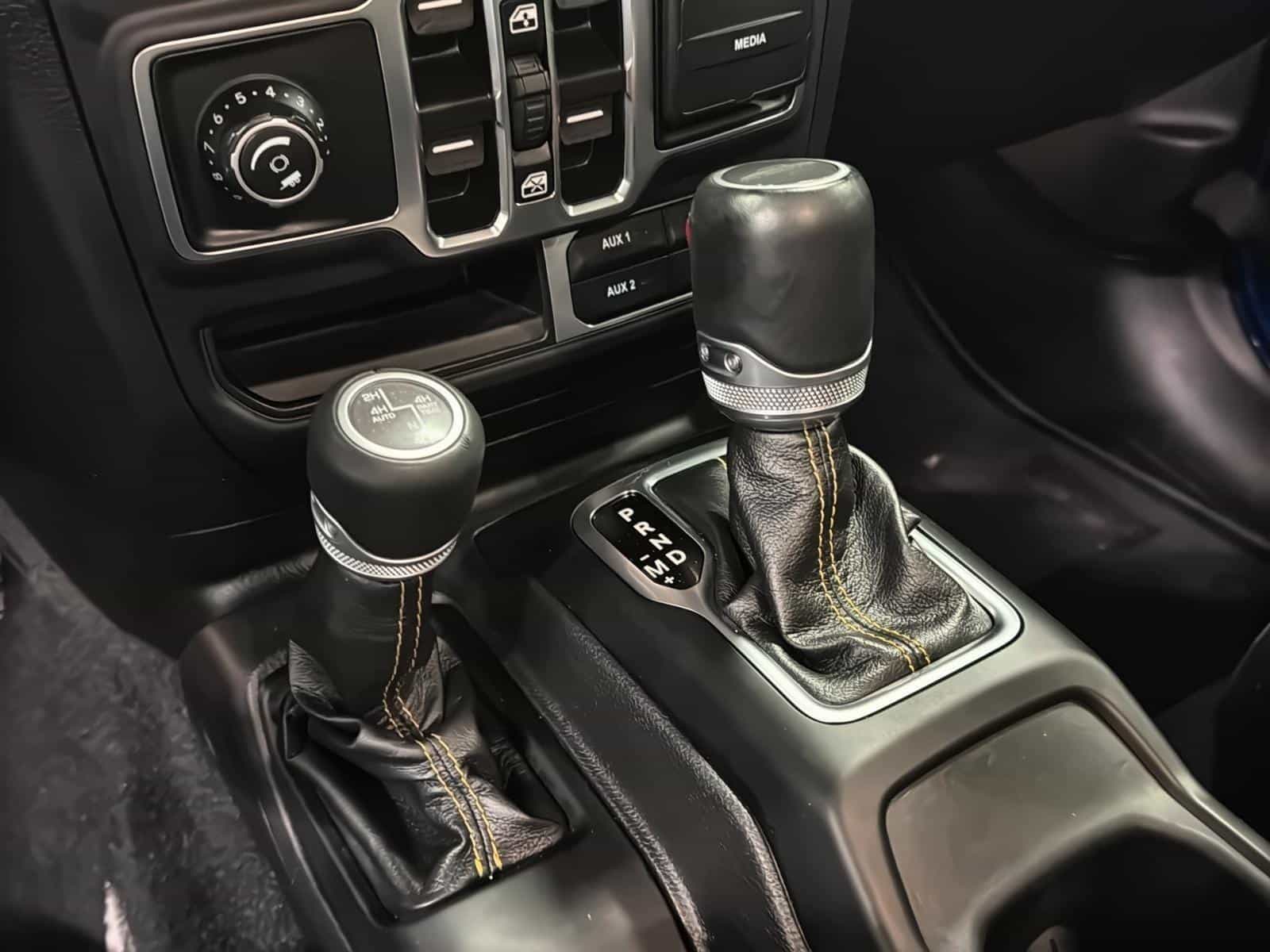 2022 Jeep Gladiator Overland - Image 22