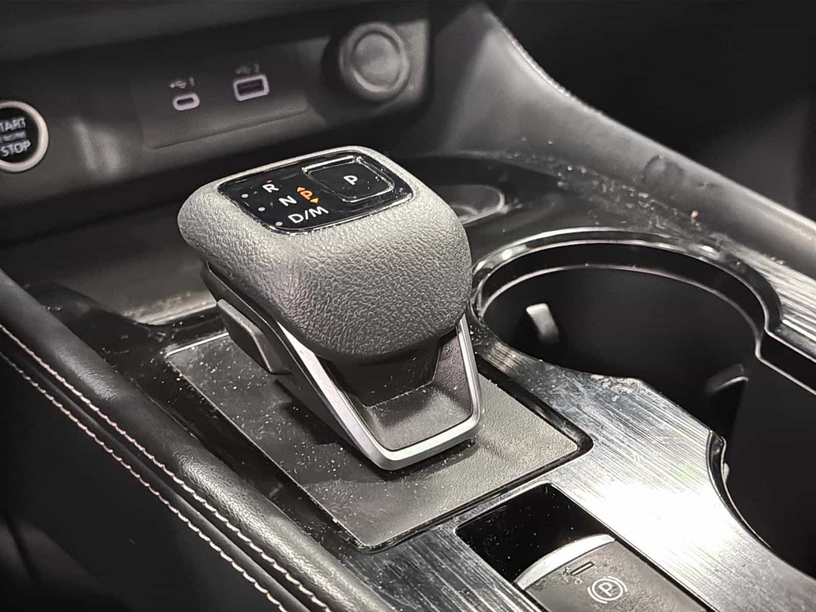 2023 Nissan Rogue SL - Image 20