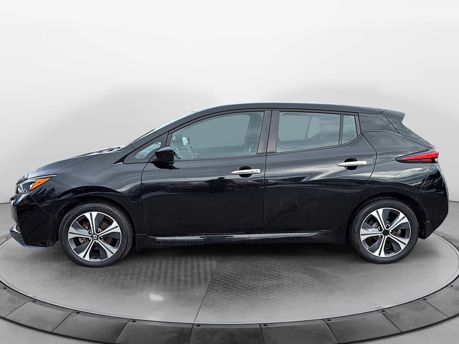 Image 2 Nissan Leaf Plus SV 2020