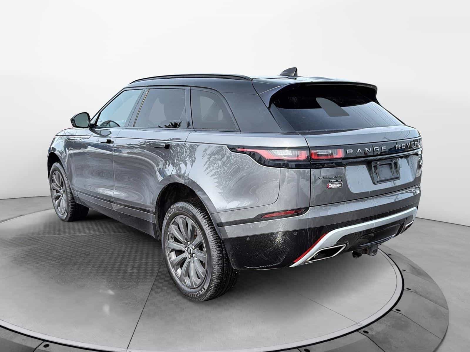 Image 3 Land Rover Range Rover Velar SE R-Dynamic 2019