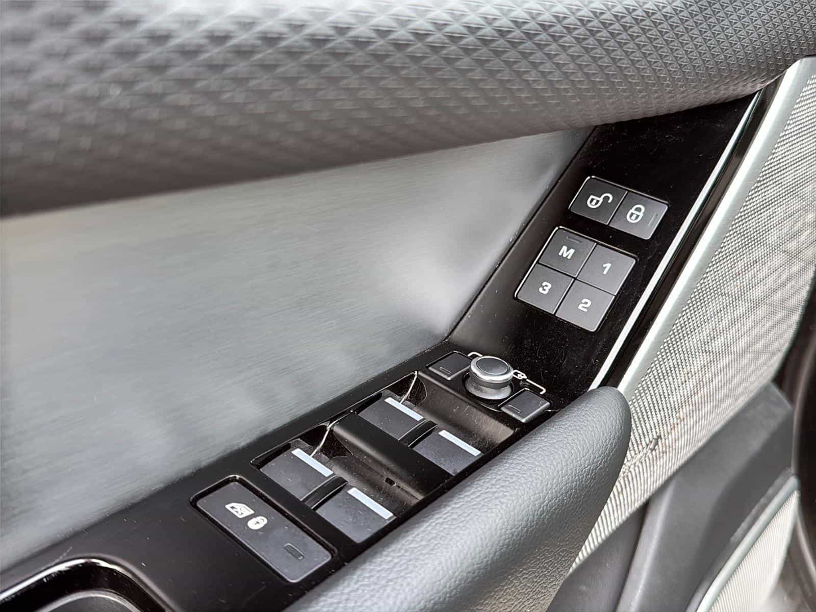 Image 10 Land Rover Range Rover Velar SE R-Dynamic 2019