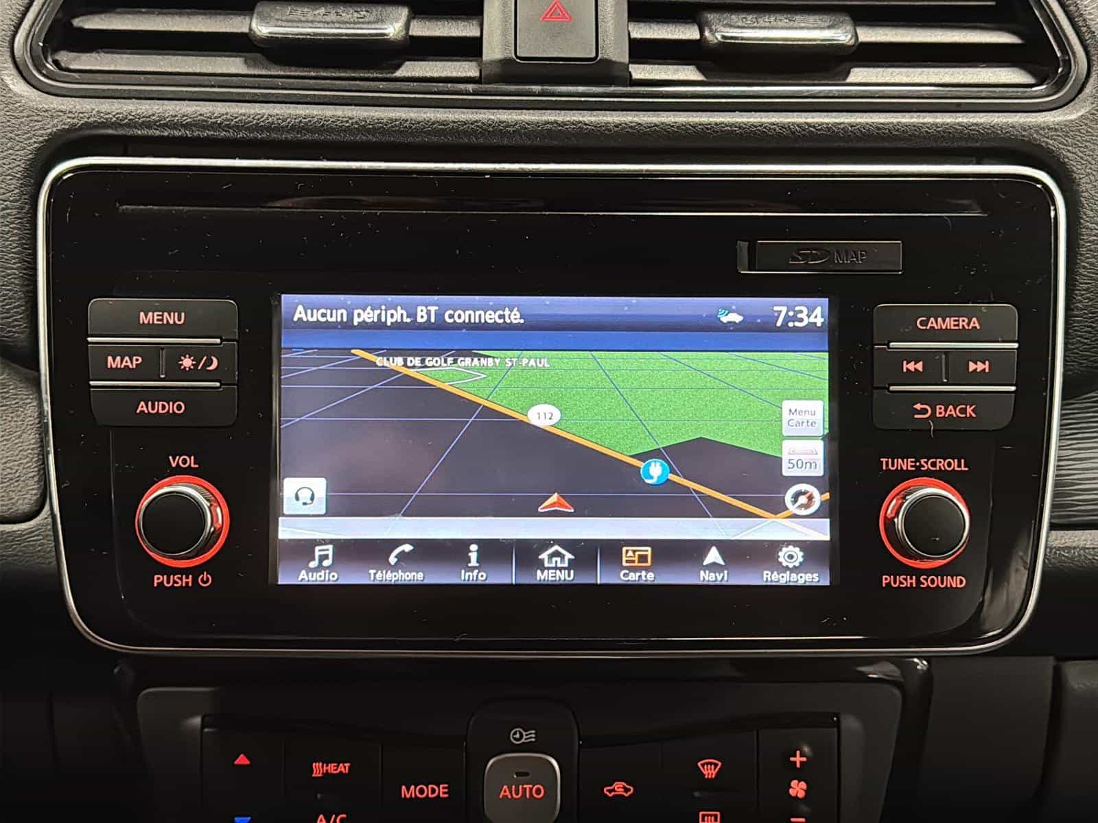 2019 Nissan Leaf SV - Image 16