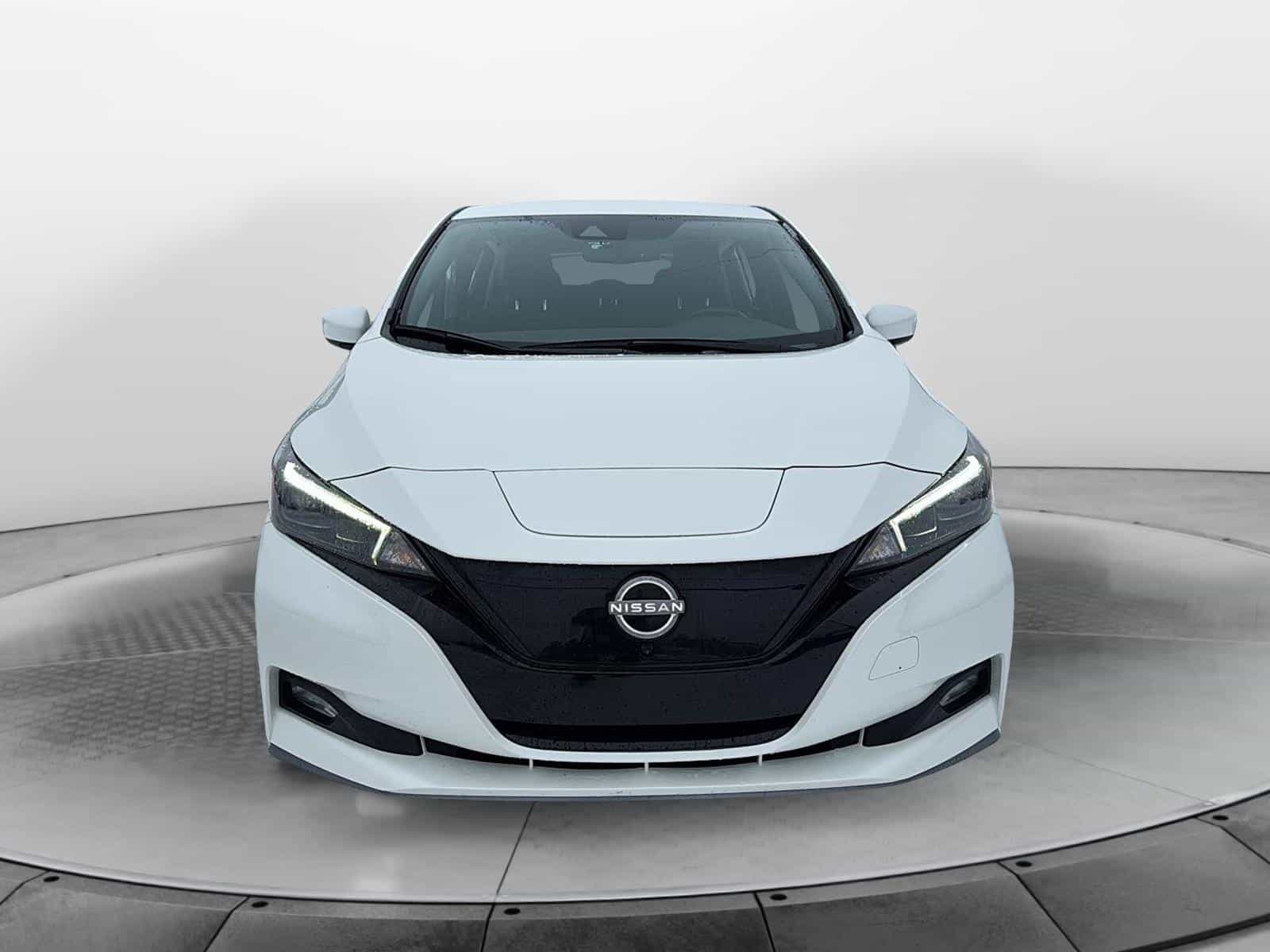 Image 2 Nissan Leaf SV Plus 2023