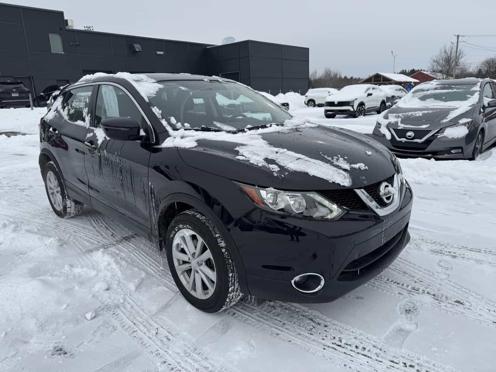 Image 3 Nissan Qashqai SV 2017