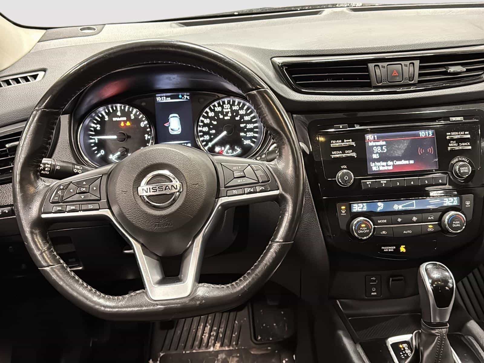2017 Nissan Qashqai SV - Image 19