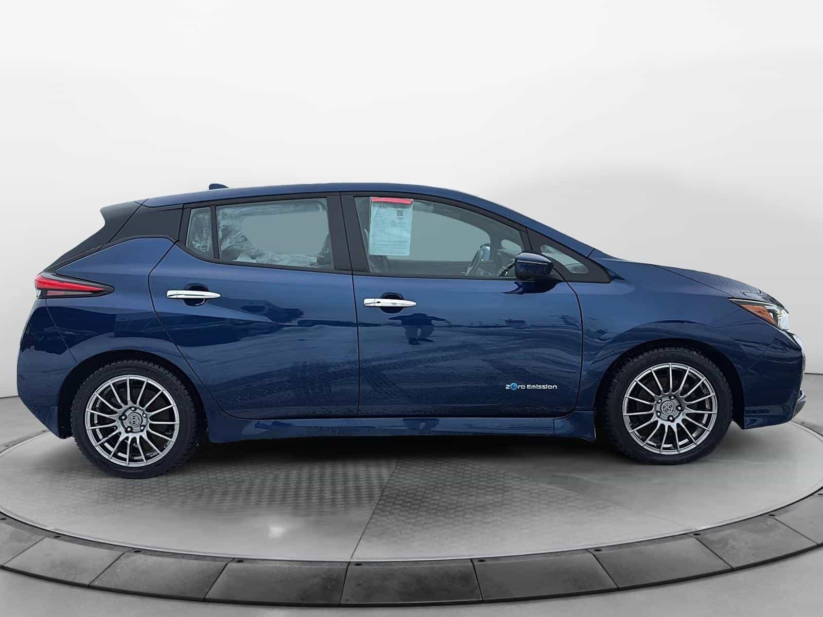 2019 Nissan Leaf SL - Image 5