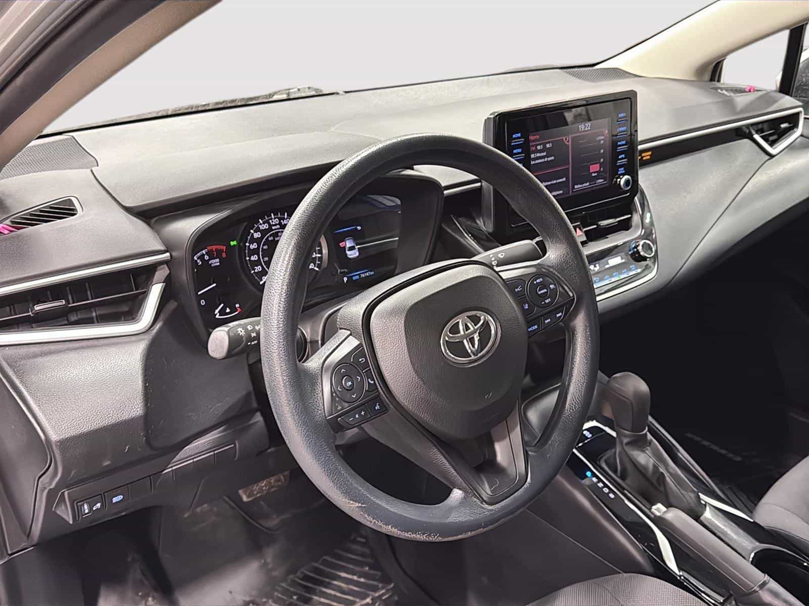 Image 12 Toyota Corolla L 2022