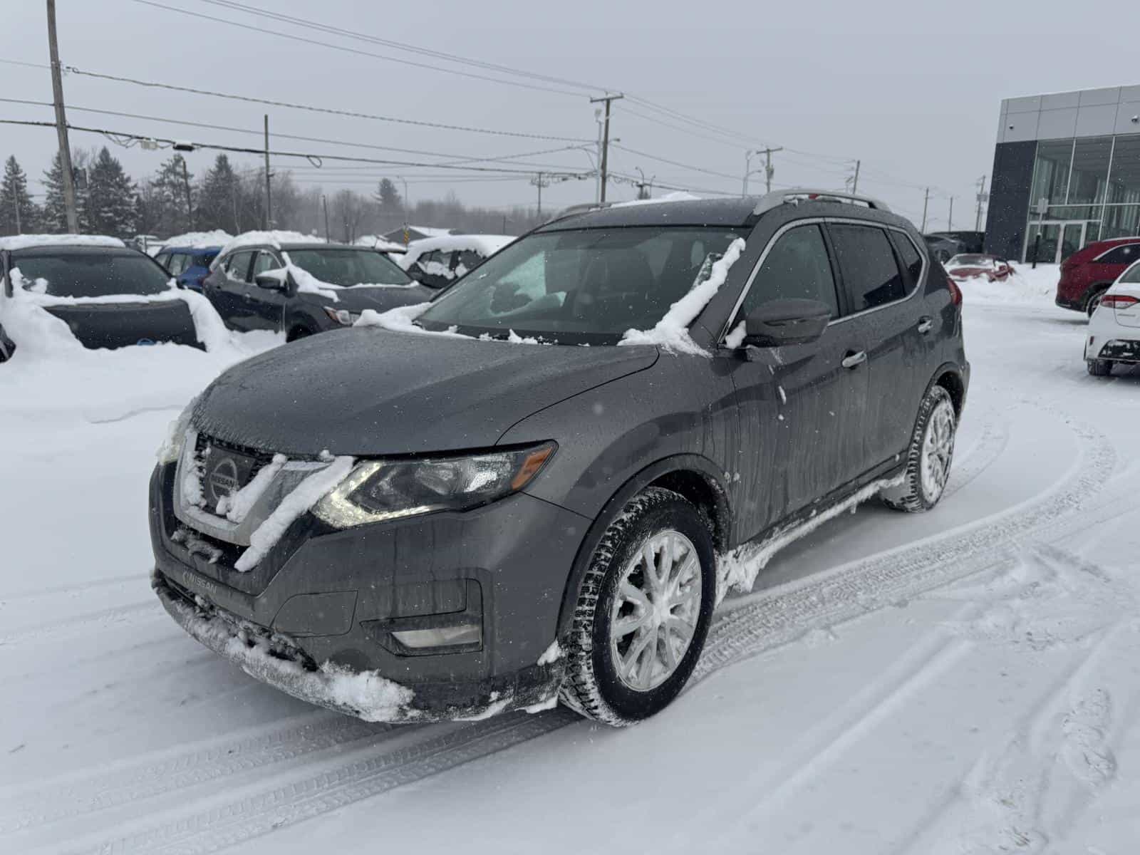 2017 Nissan Rogue SV - Image 1
