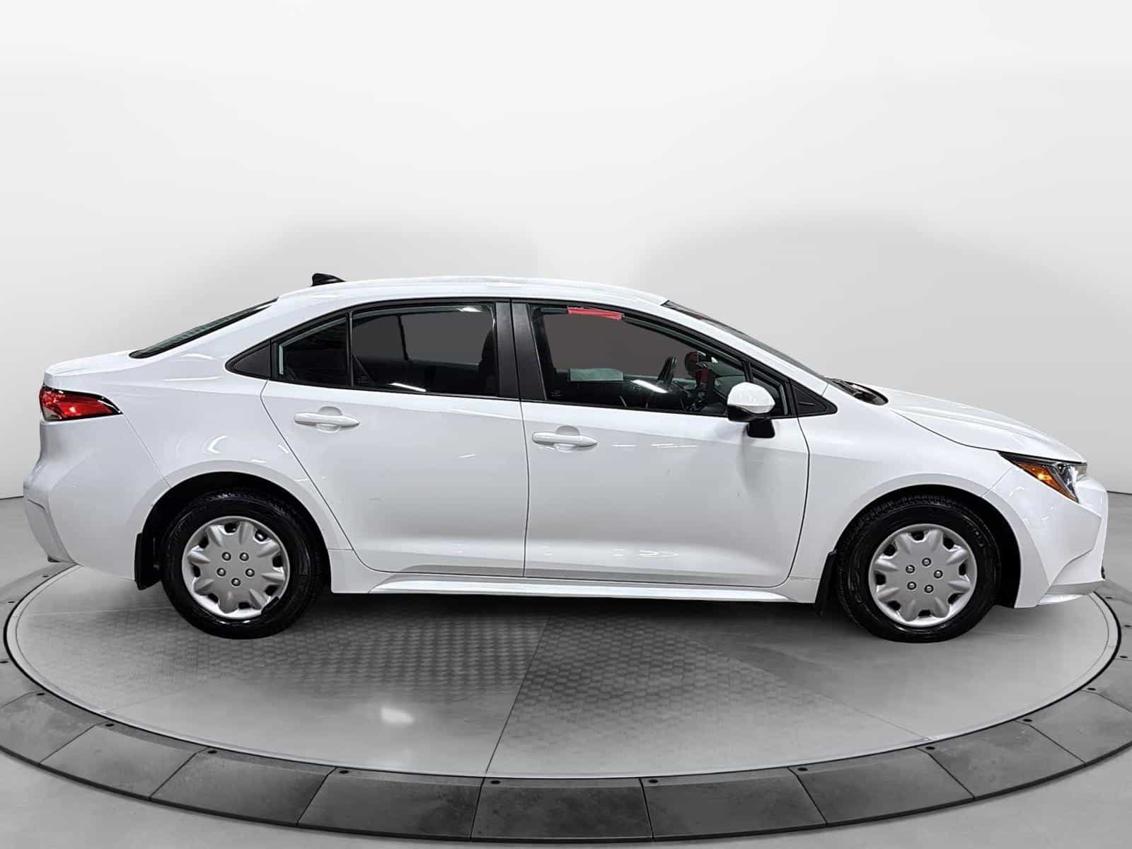 Image 7 Toyota Corolla LE 2023