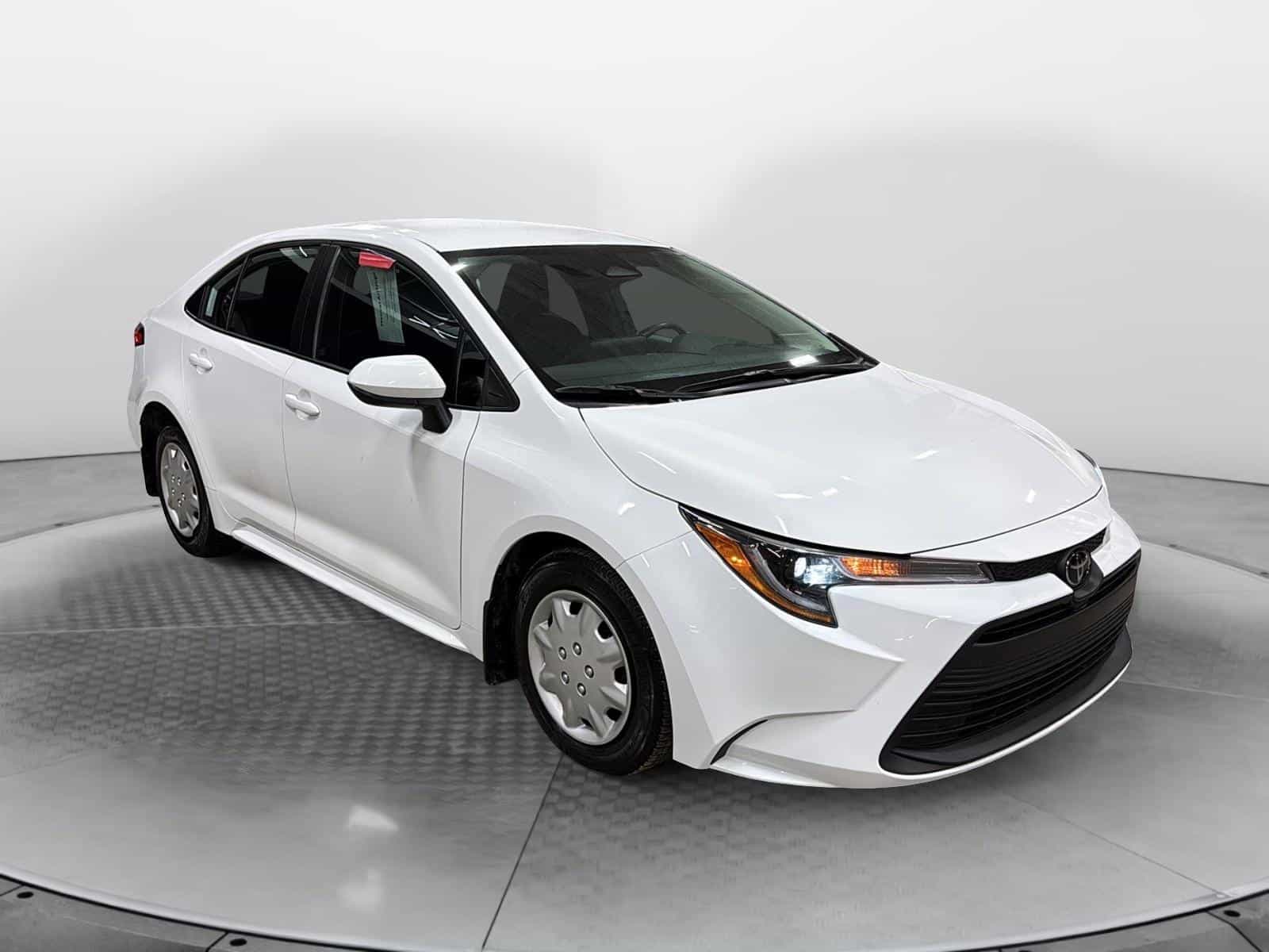 2023 Toyota Corolla LE - Image 8