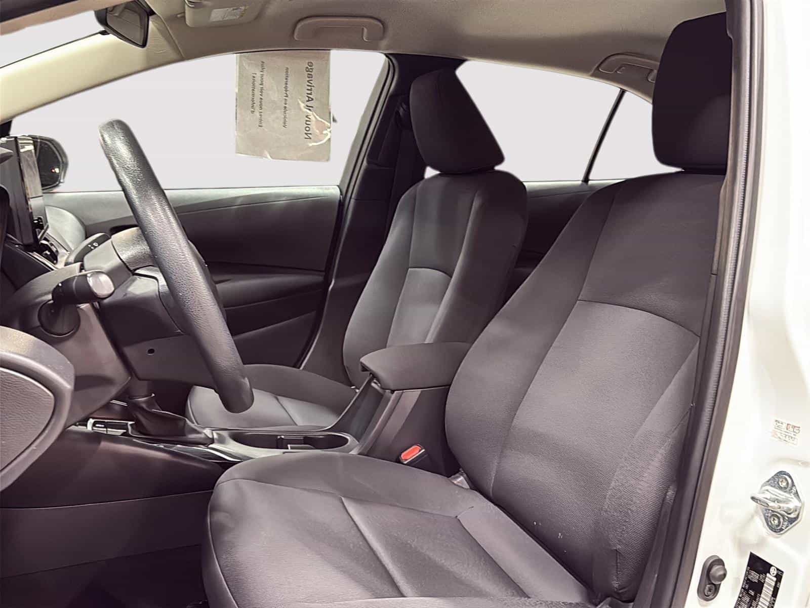 2023 Toyota Corolla LE - Image 11