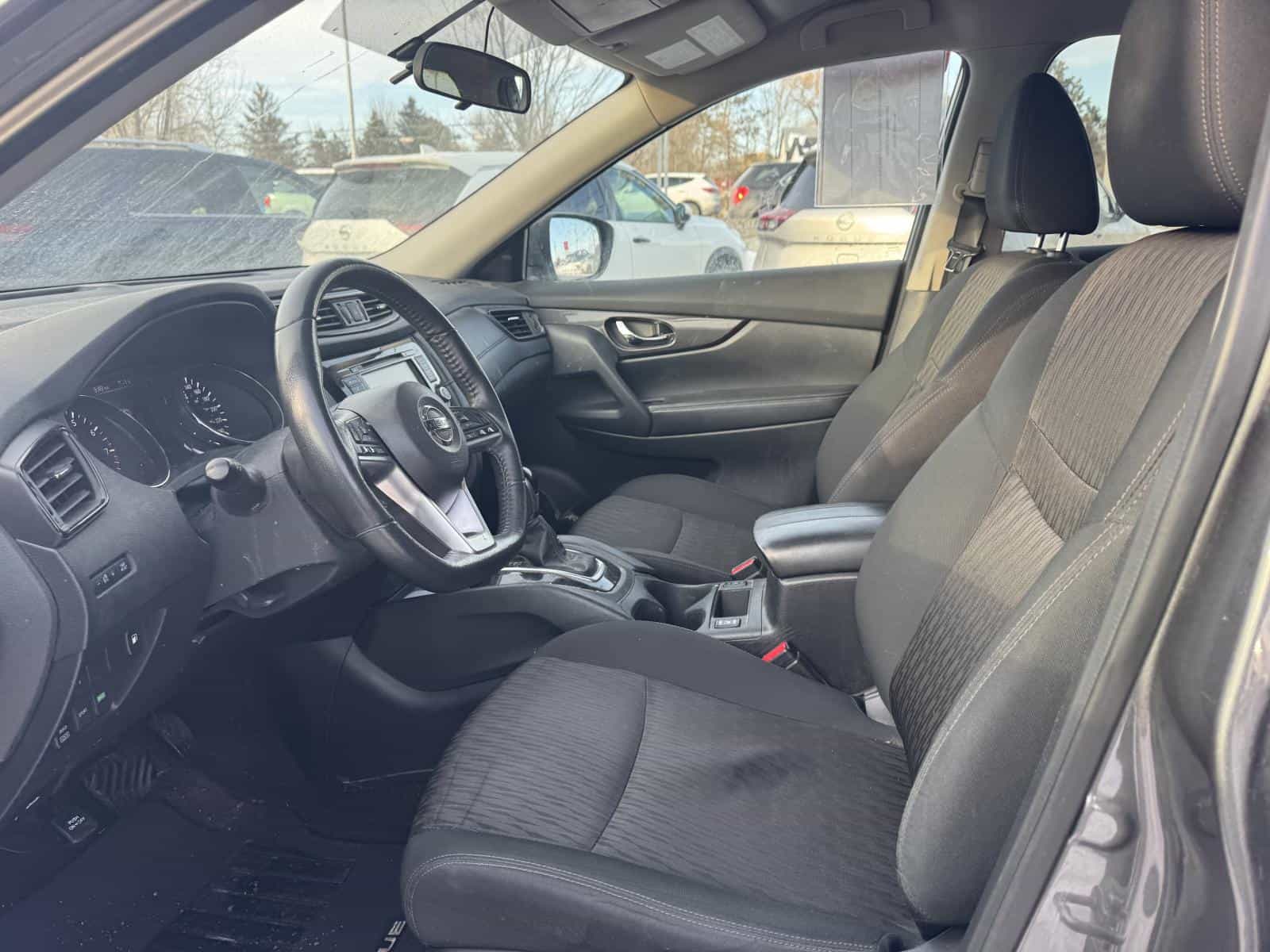 Image 6 Nissan Rogue S 2020