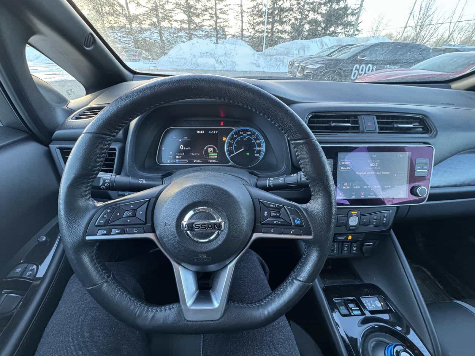 2020 Nissan Leaf Plus SL - Image 7