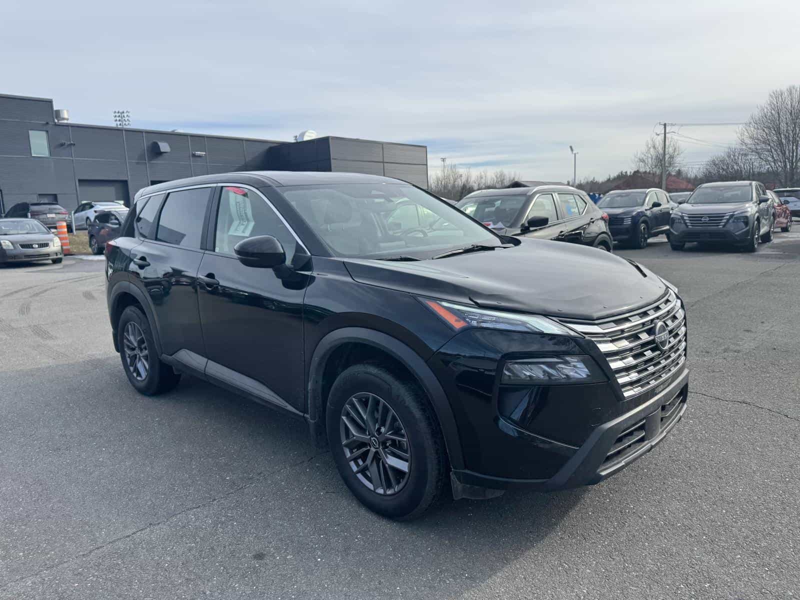 Image 3 Nissan Rogue S 2024