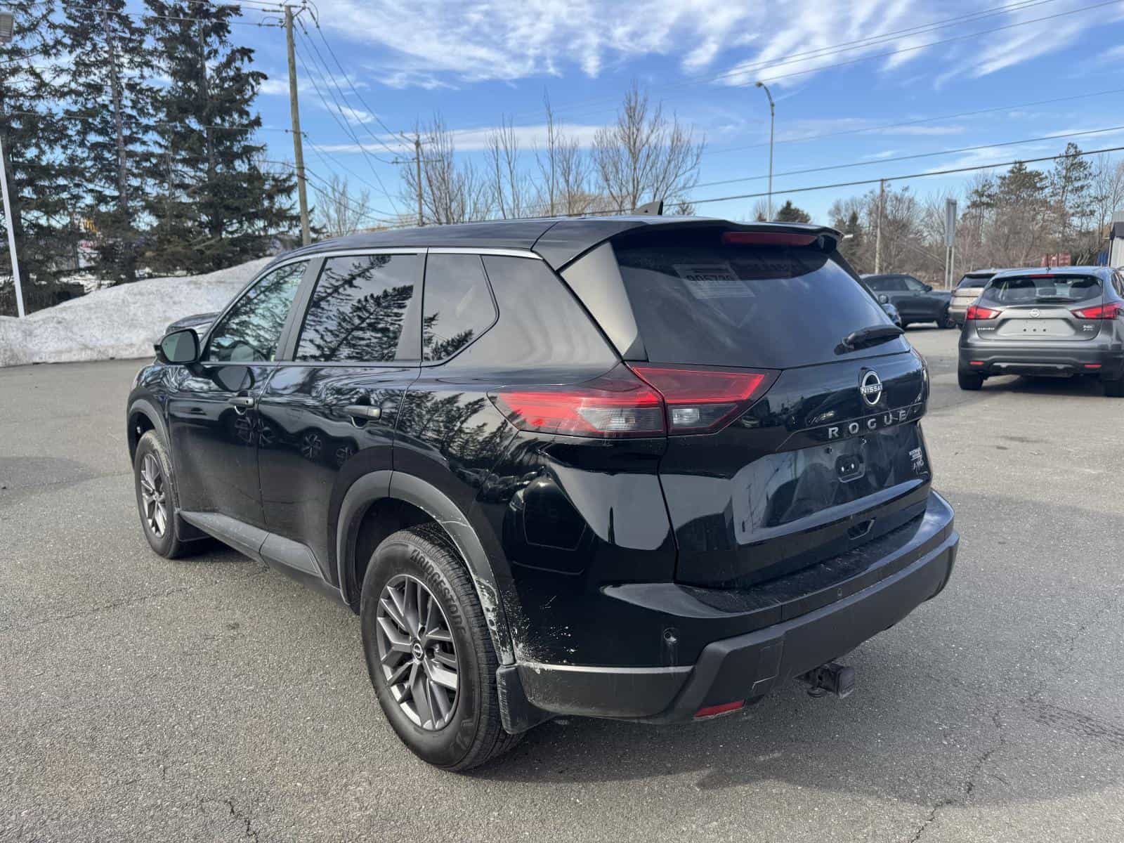 Image 5 Nissan Rogue S 2024