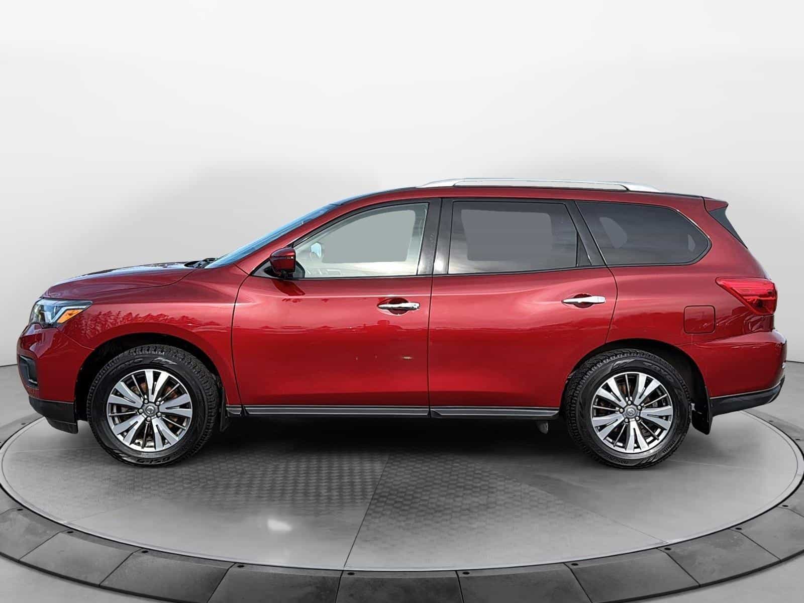 Image 2 Nissan Pathfinder SL Premium 2020