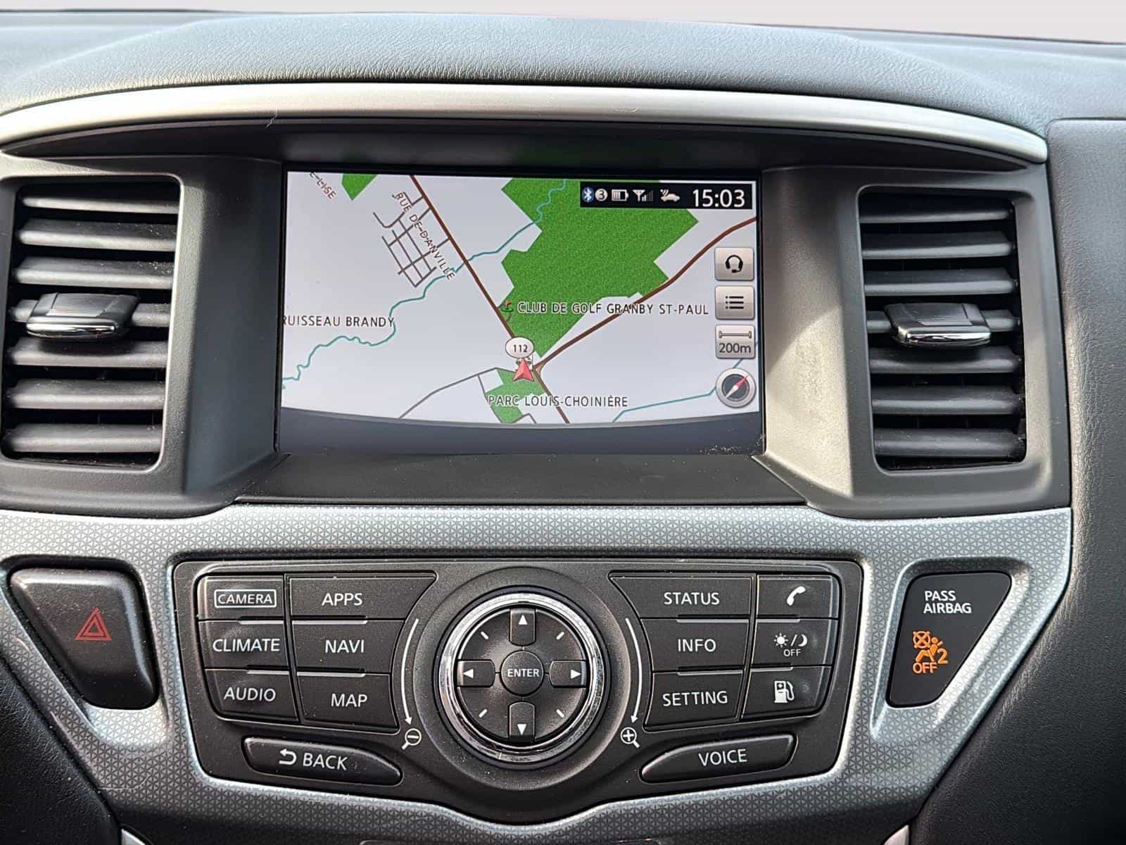 2020 Nissan Pathfinder SL Premium - Image 18