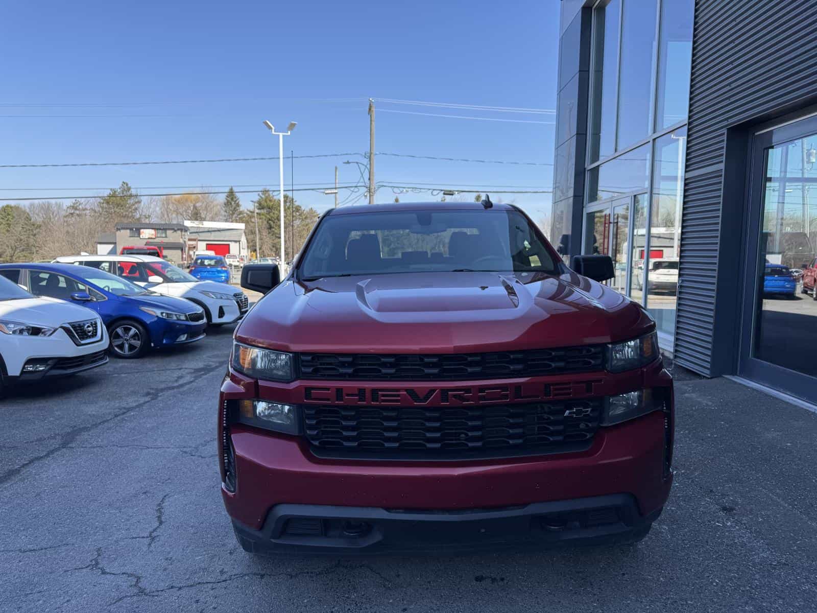 Image 2 Chevrolet Silverado 1500 Custom 2021