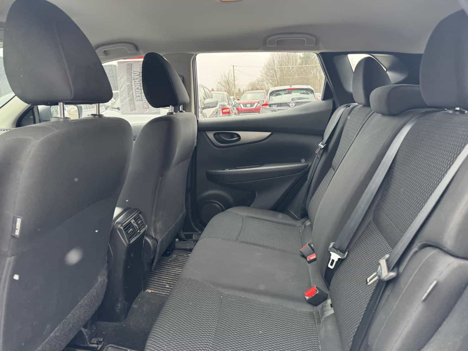 Image 4 Nissan Qashqai S 2021