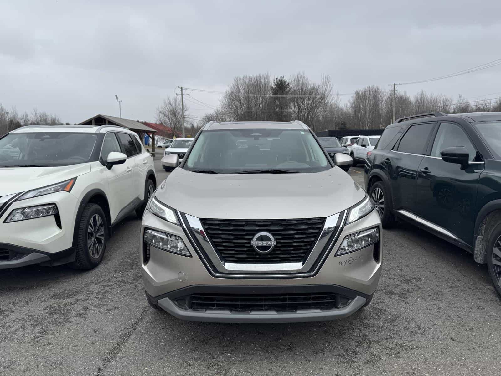 Image 2 Nissan Rogue SV Moonroof 2023