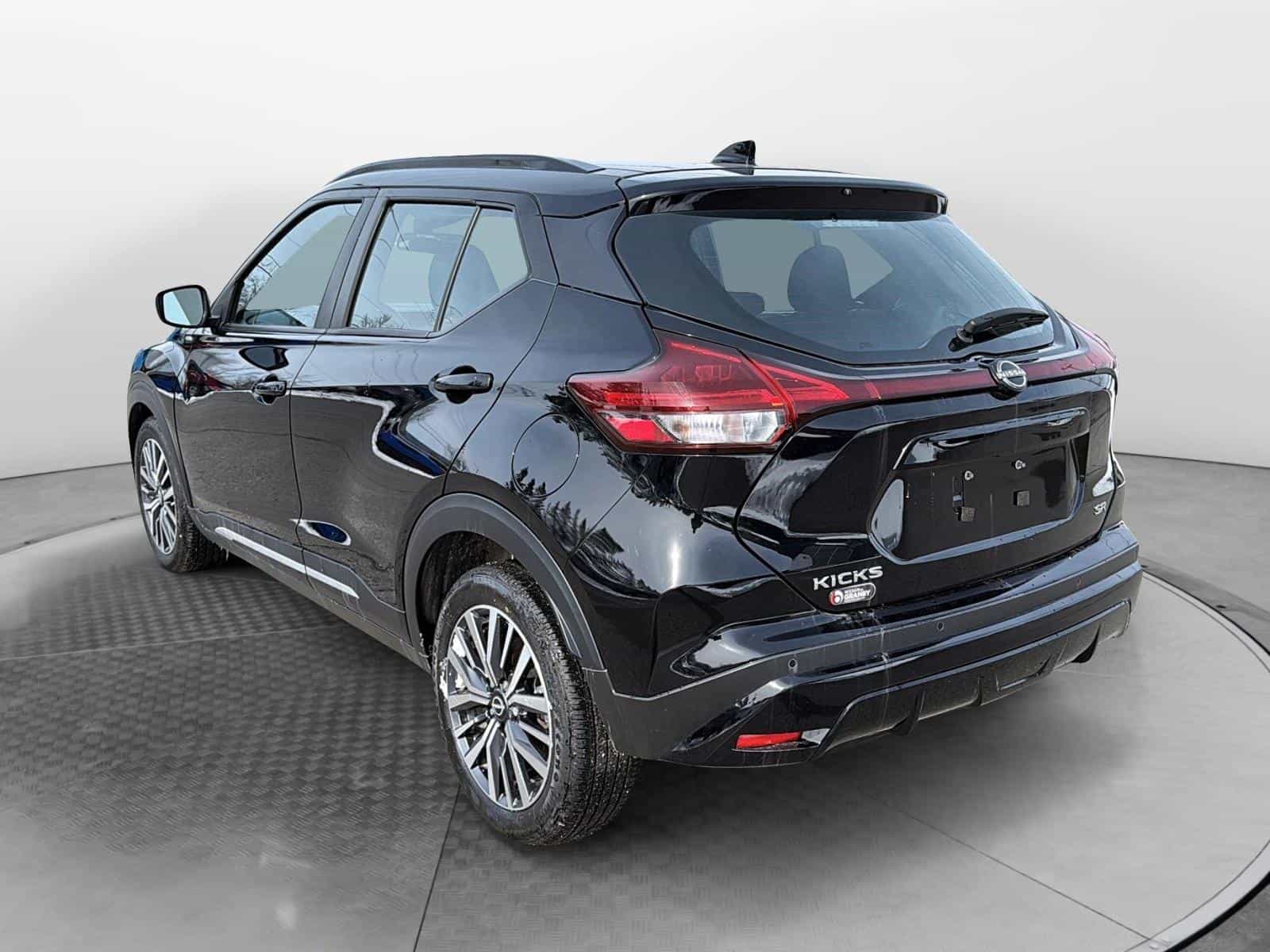 Image 3 Nissan Kicks SR 2023