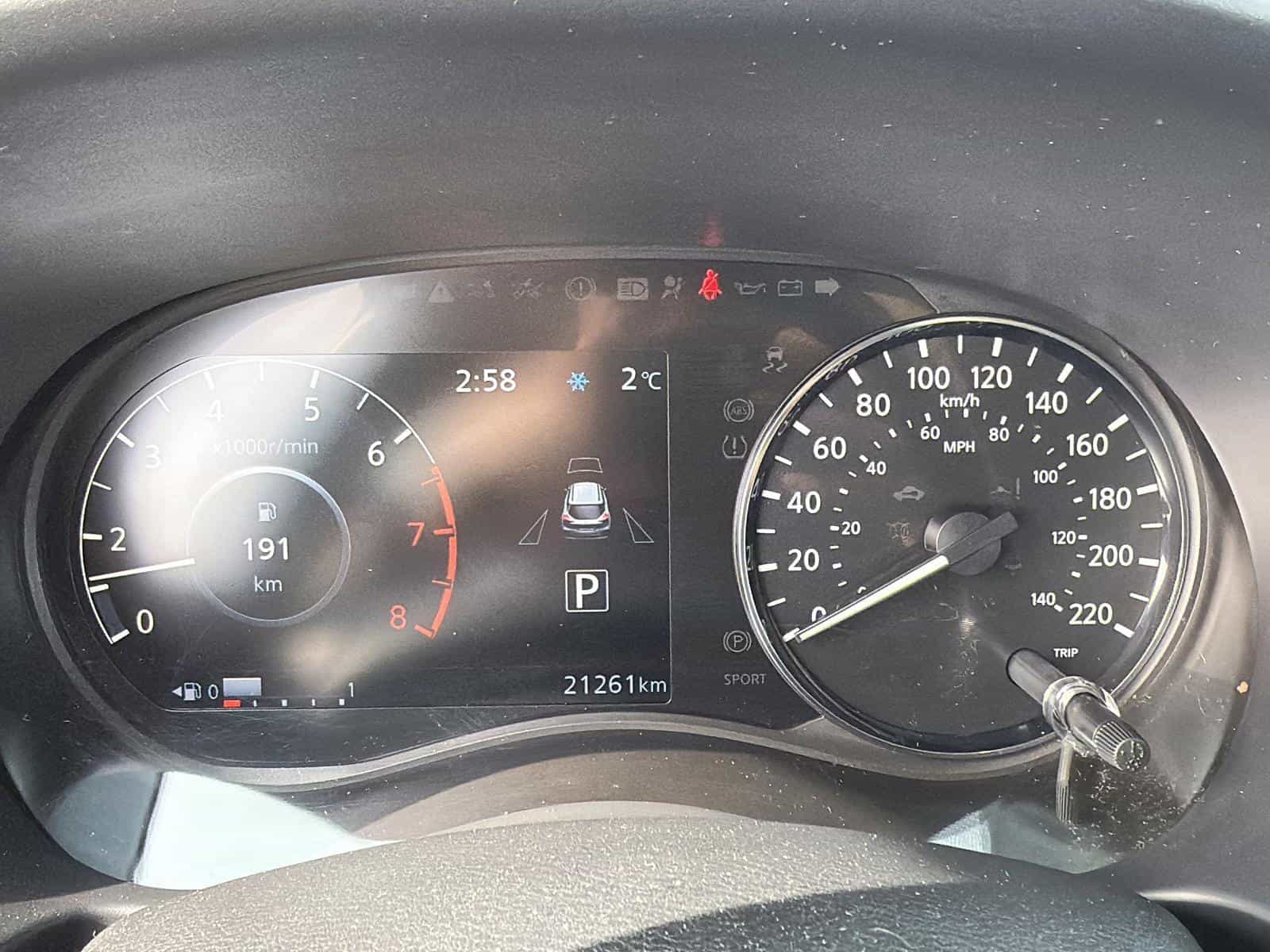 2023 Nissan Kicks SR - Image 15