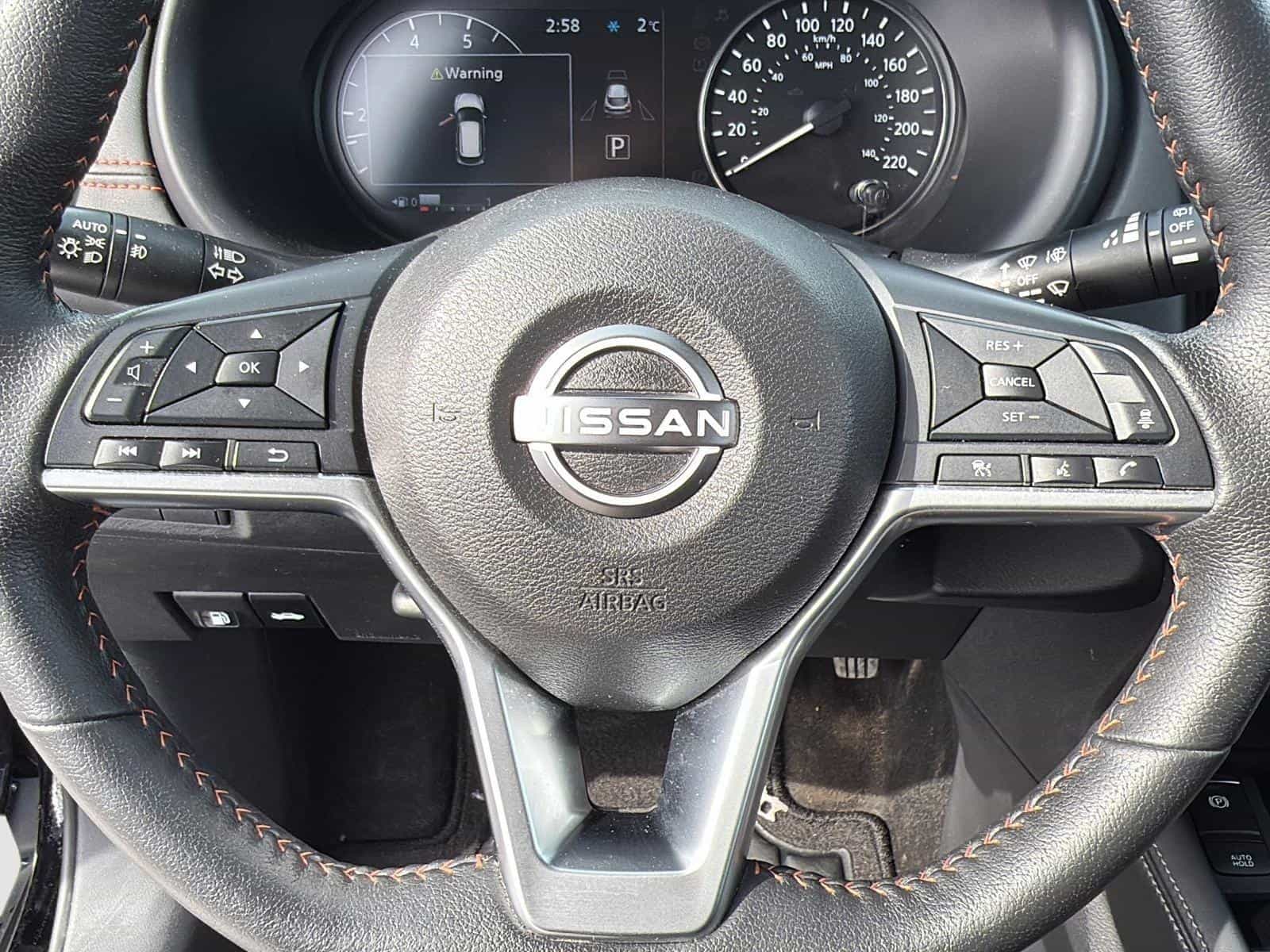 2023 Nissan Kicks SR - Image 14