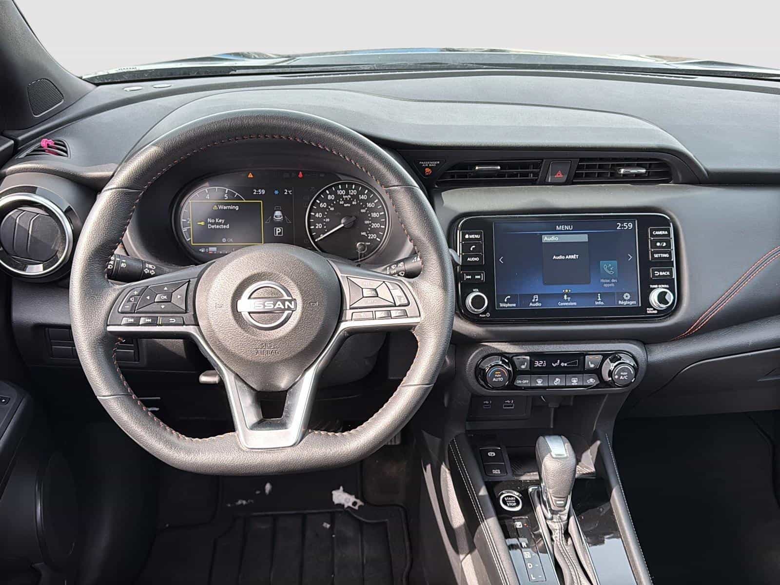 2023 Nissan Kicks SR - Image 22