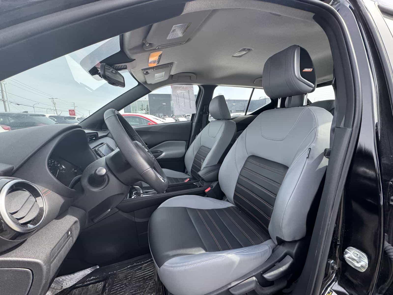 2024 Nissan Kicks SR - Image 6