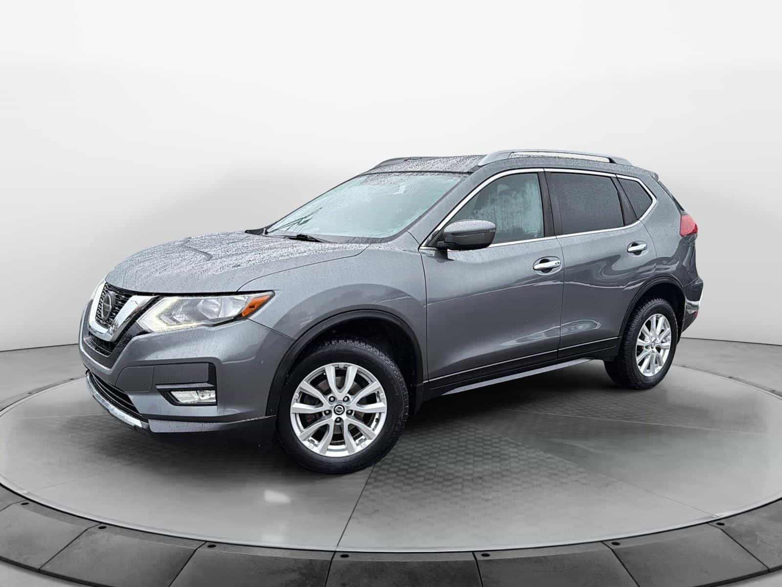 2018 Nissan Rogue SV - Image 1