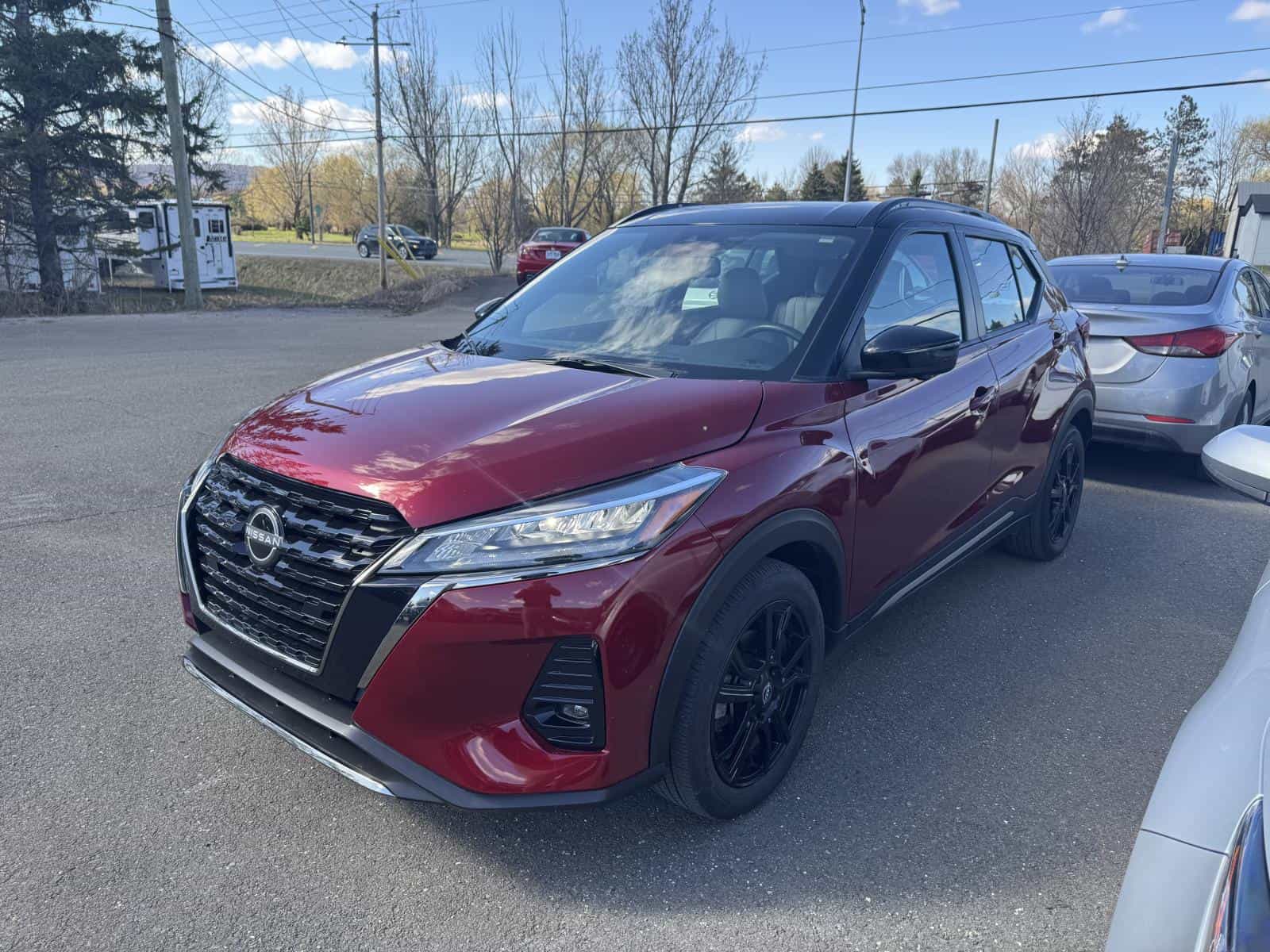 Image 1 Nissan Kicks SR Premium 2023