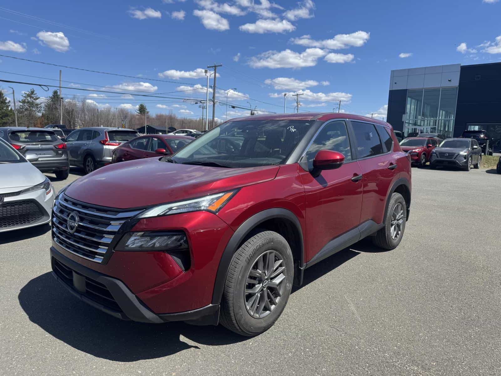 Image 1 Nissan Rogue S 2024