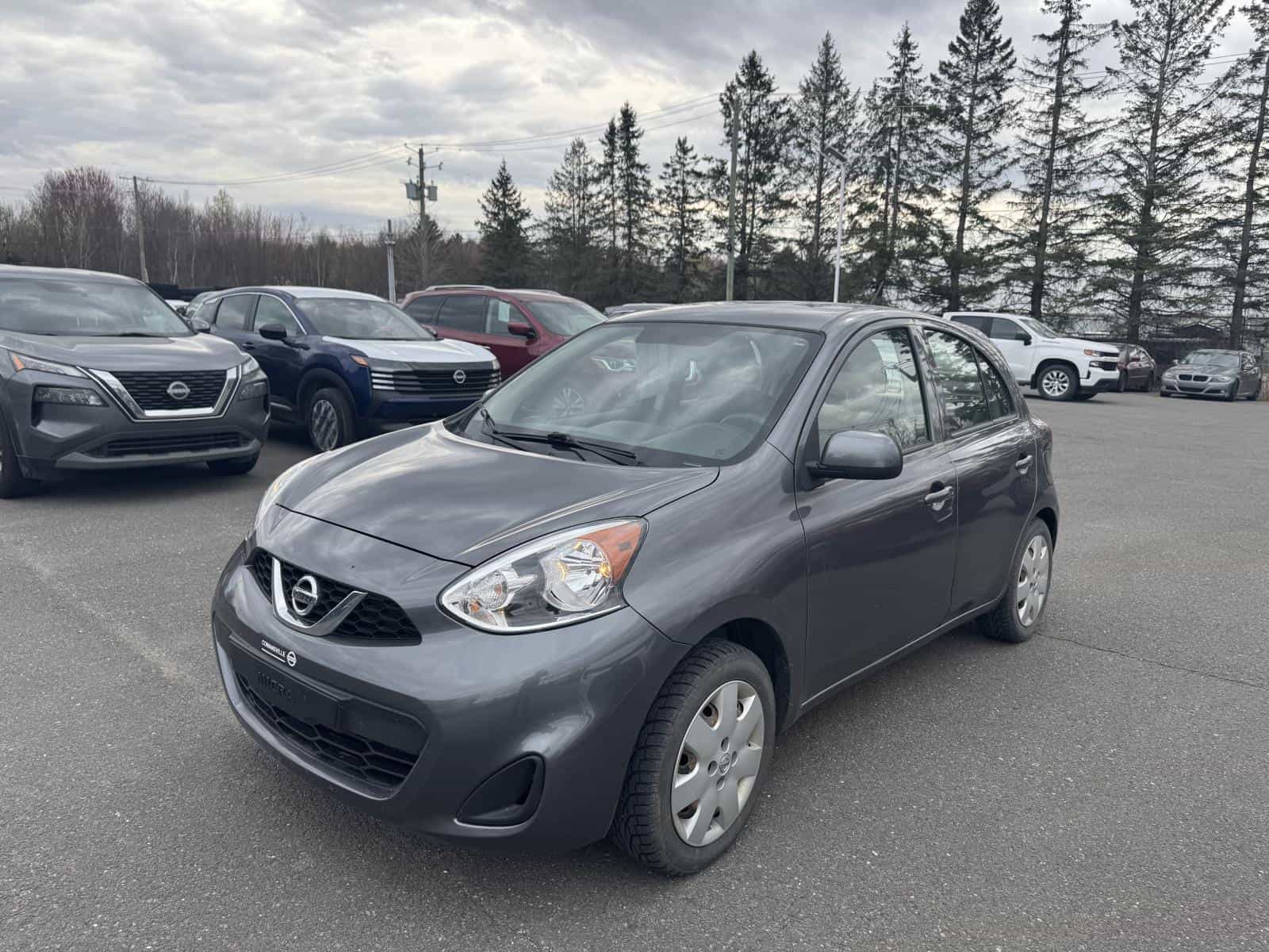 Image 1 Nissan Micra SV 2017