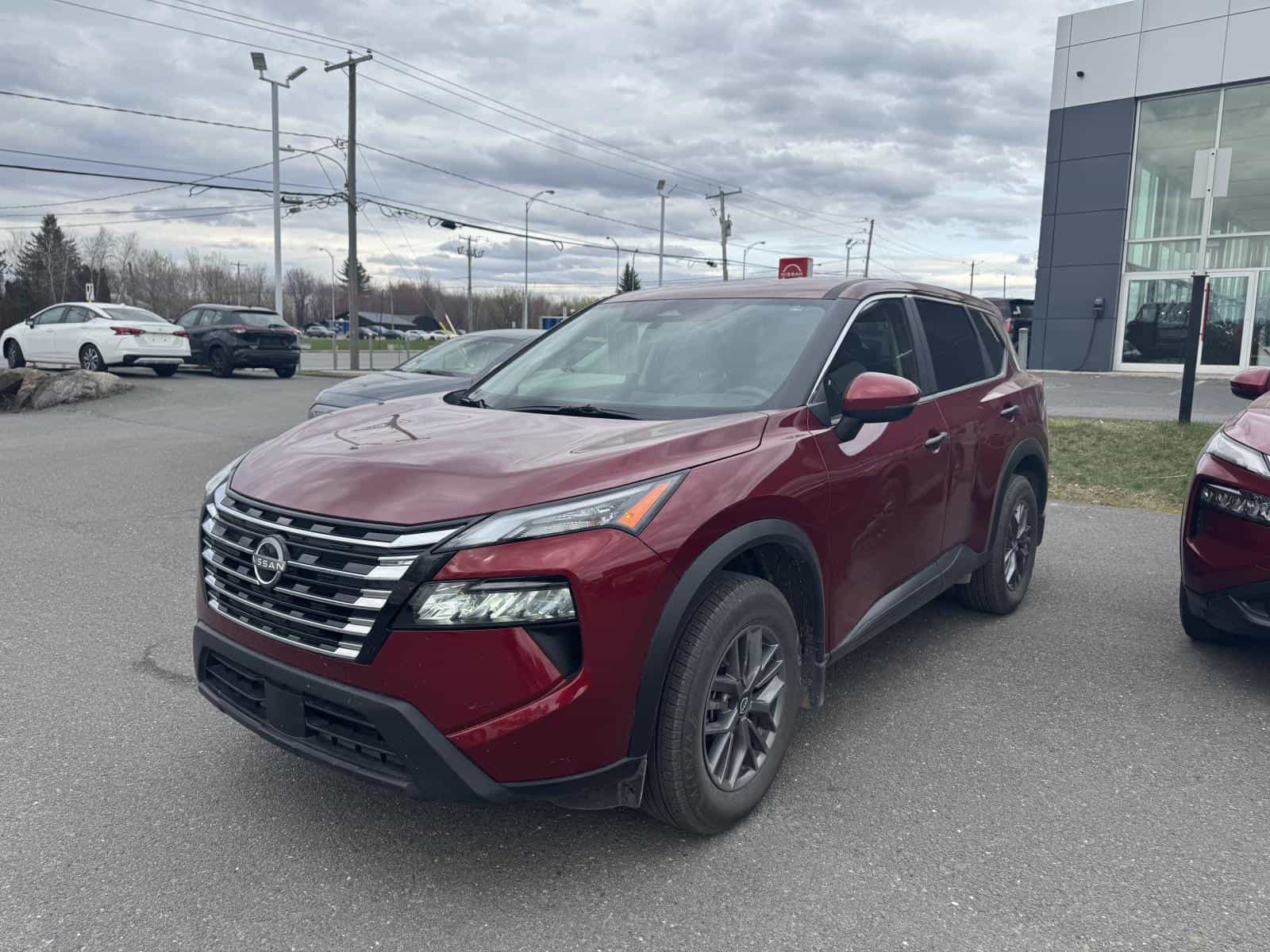 Image 1 Nissan Rogue S 2025