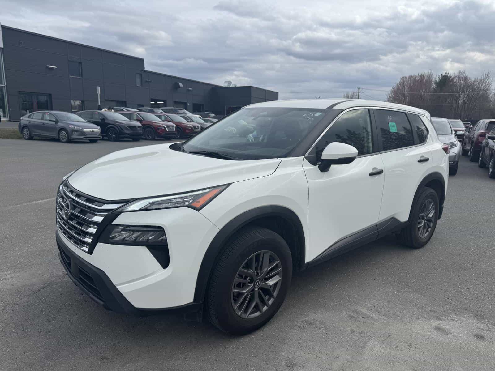 Image 1 Nissan Rogue S 2024