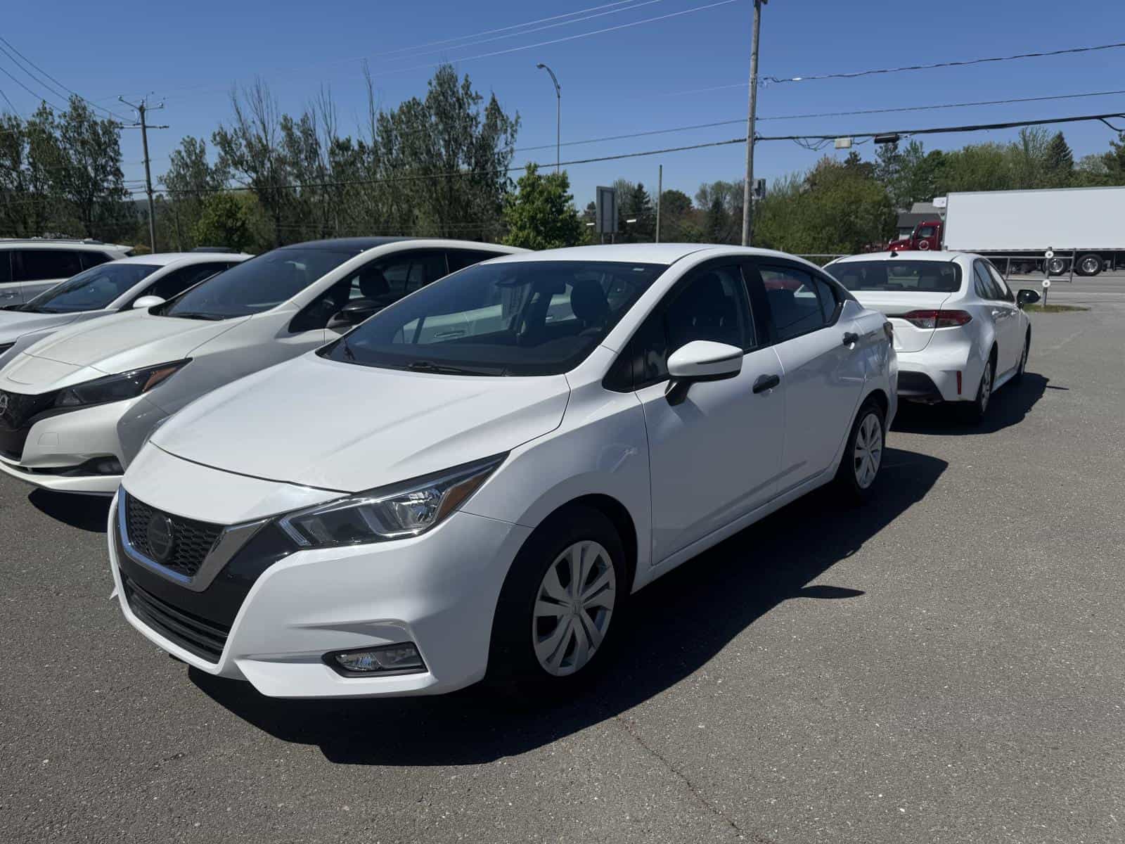 Image 1 Nissan Versa S 2021