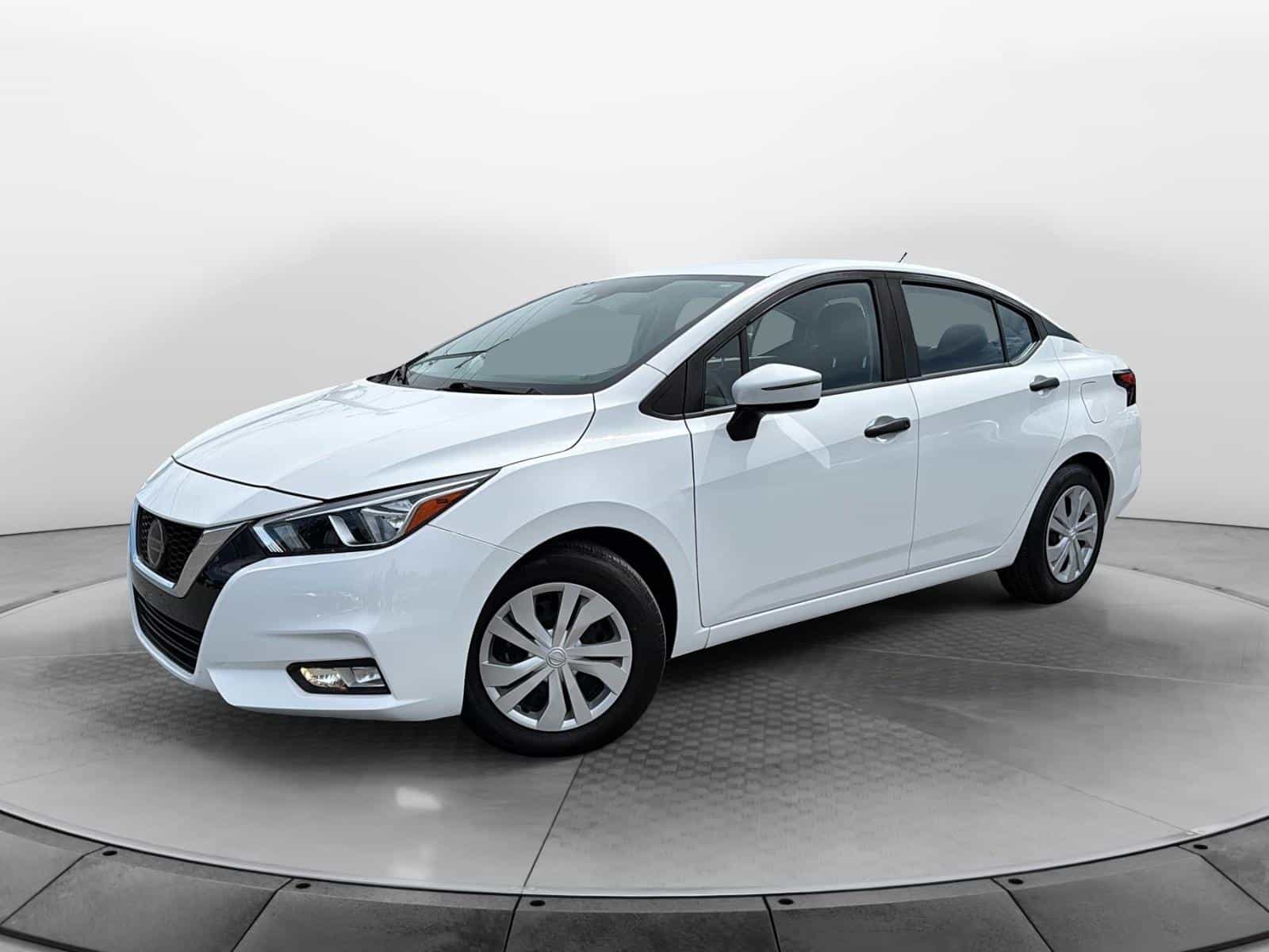 2021 Nissan Versa S - Image 1