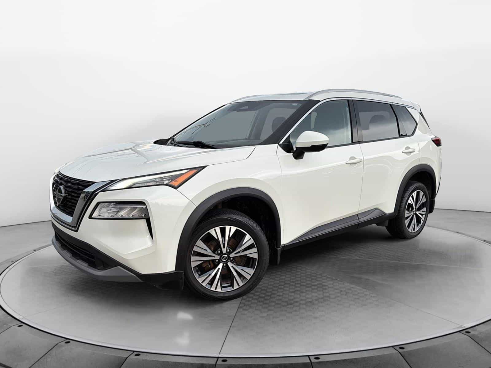 Image 1 Nissan Rogue SV 2021