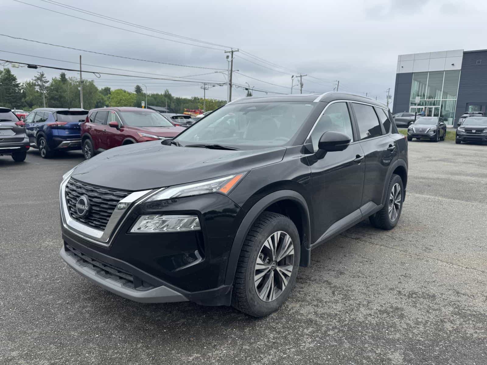 Image 1 Nissan Rogue SV 2023