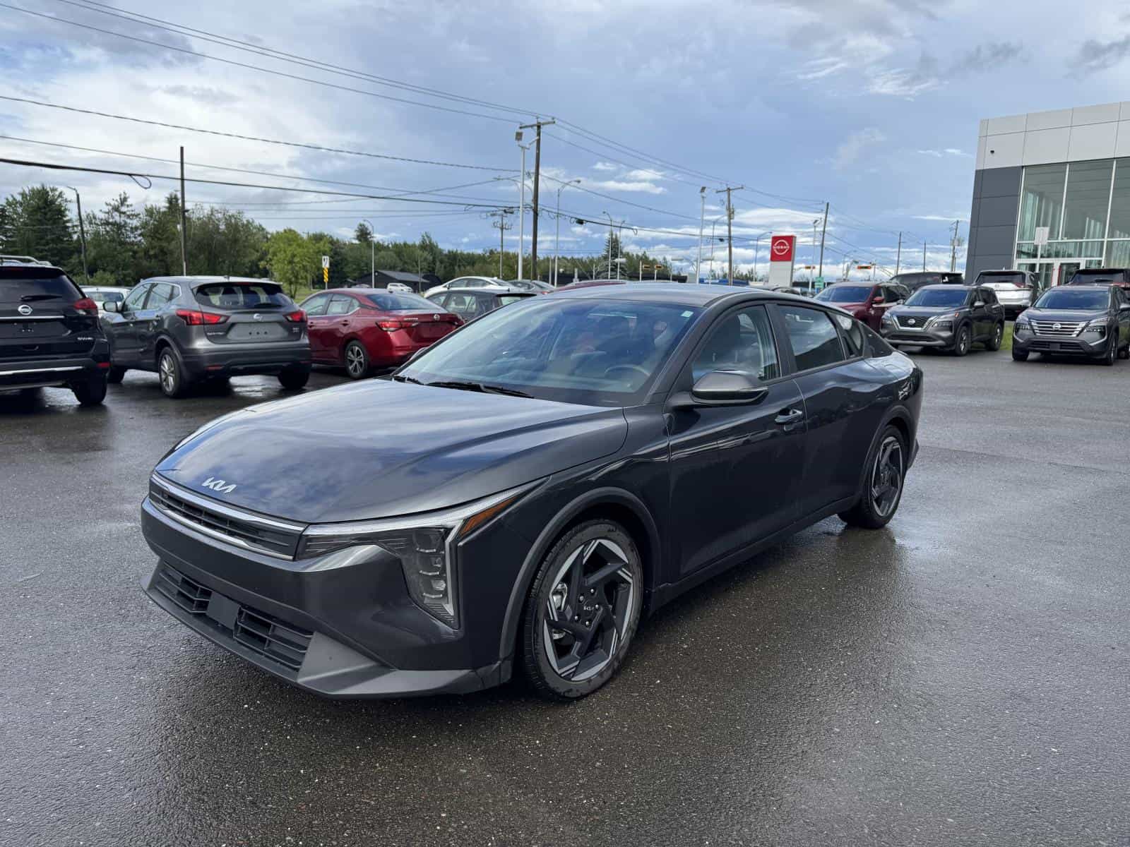 2025 Kia K4 EX - Image 1