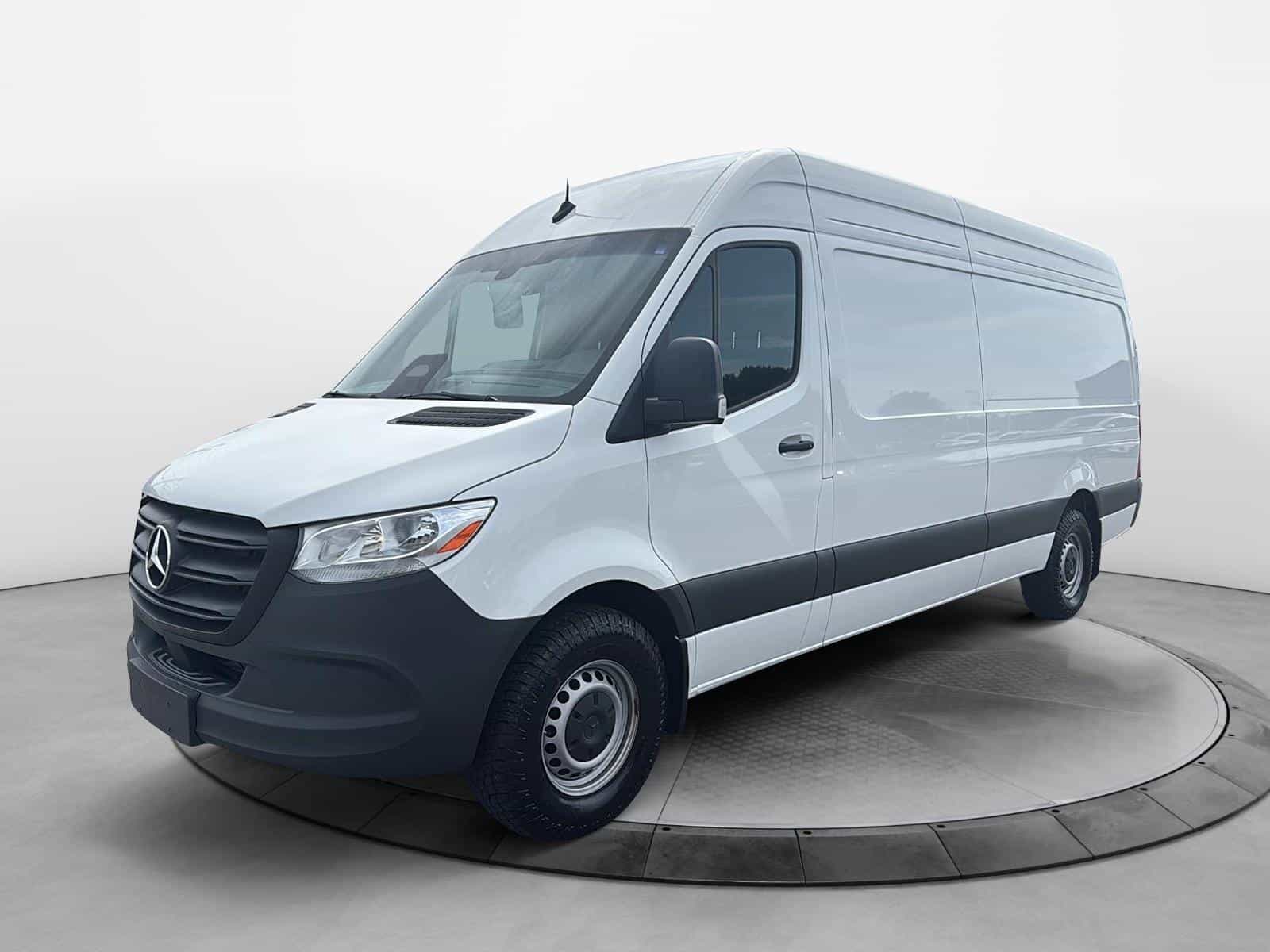 2025 Mercedes-Benz Sprinter 2500 High Roof - Image 1