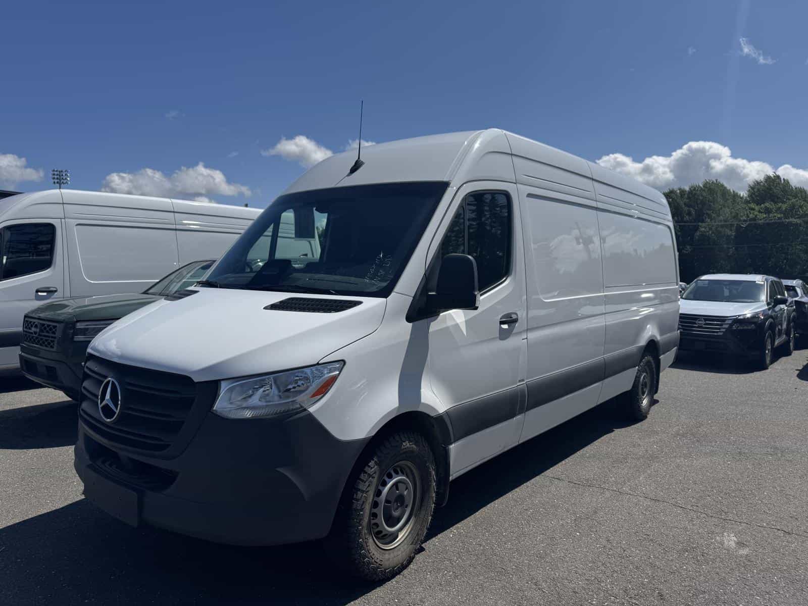 Image 1 Mercedes-Benz Sprinter 2500 High Roof 2025