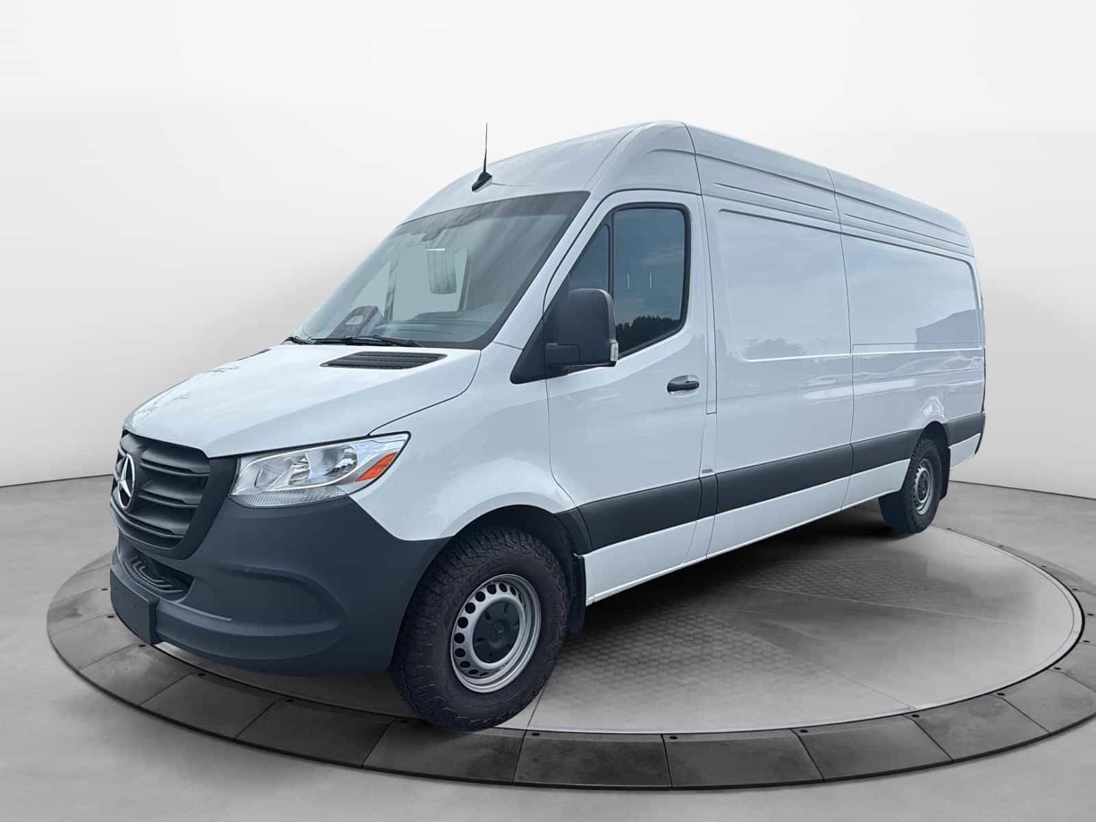 2025 Mercedes-Benz Sprinter 2500 High Roof - Image 1