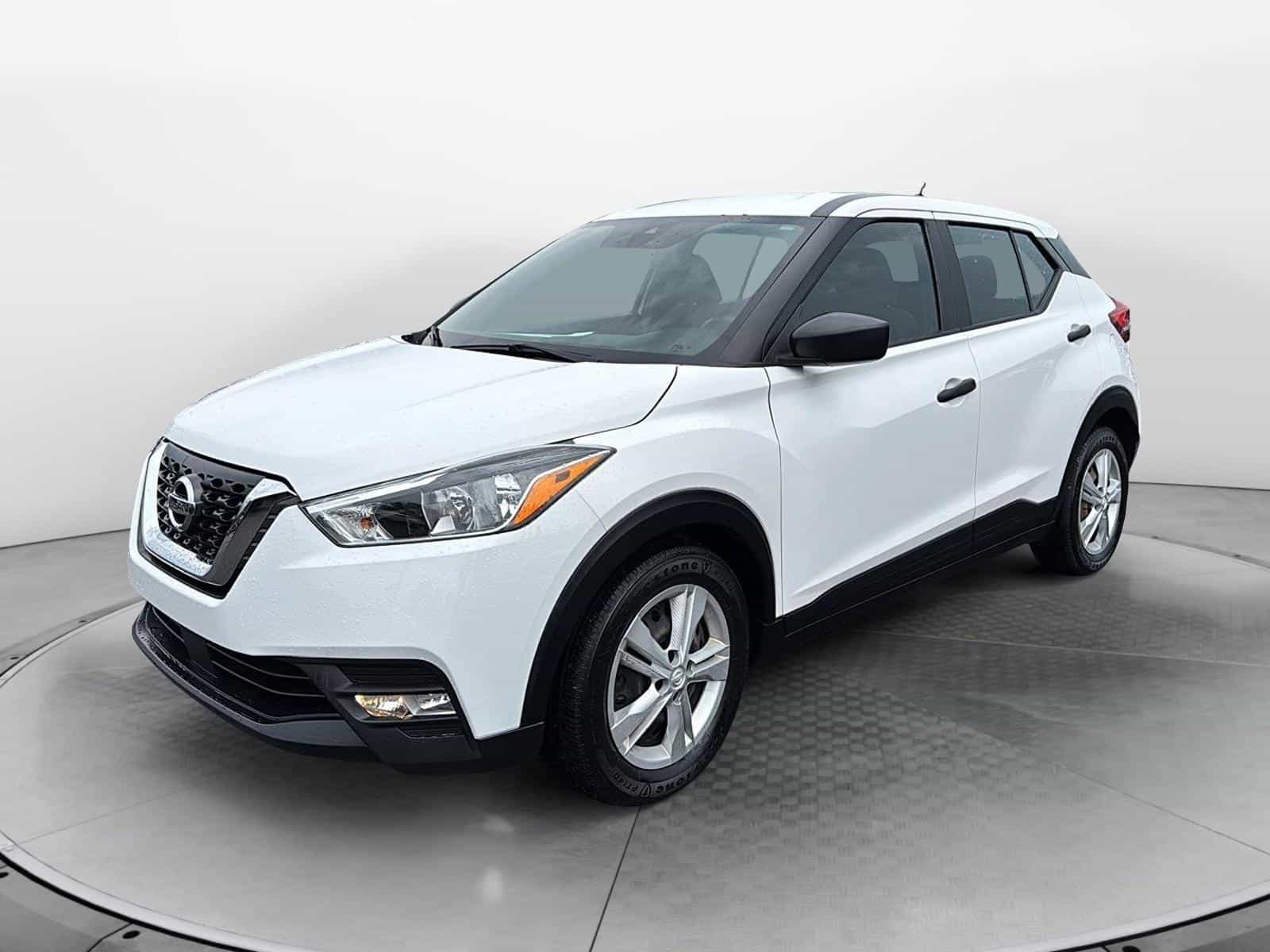 2020 Nissan Kicks S - Image 1