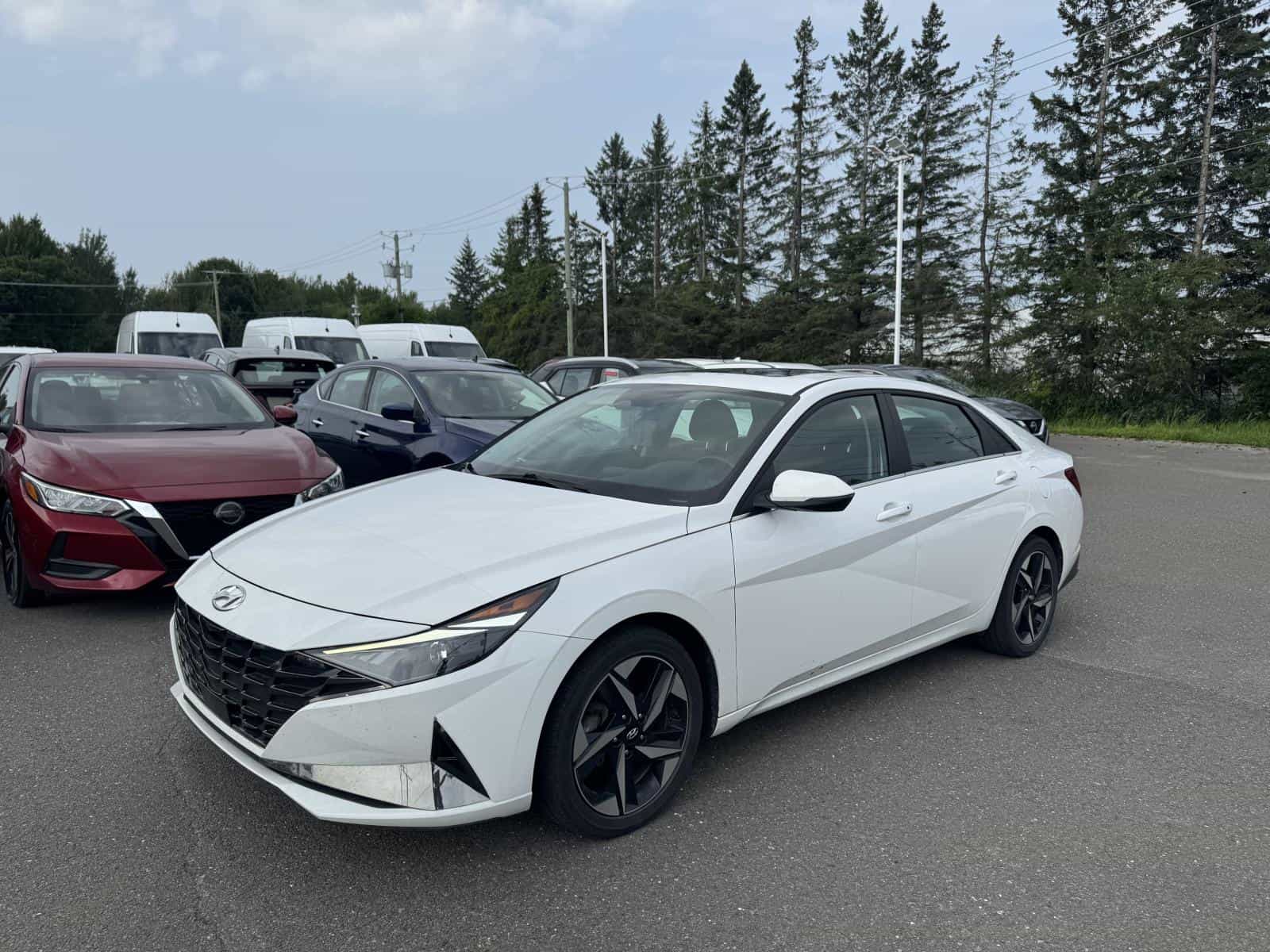 Image 1 Hyundai Elantra Hybrid Luxury 2023